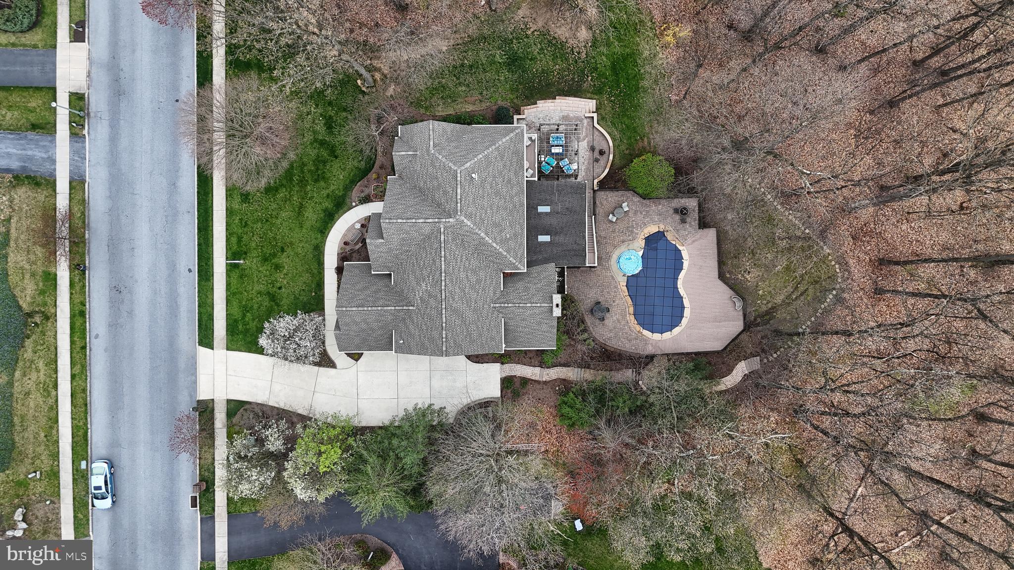 DERRY WOODS - Residential