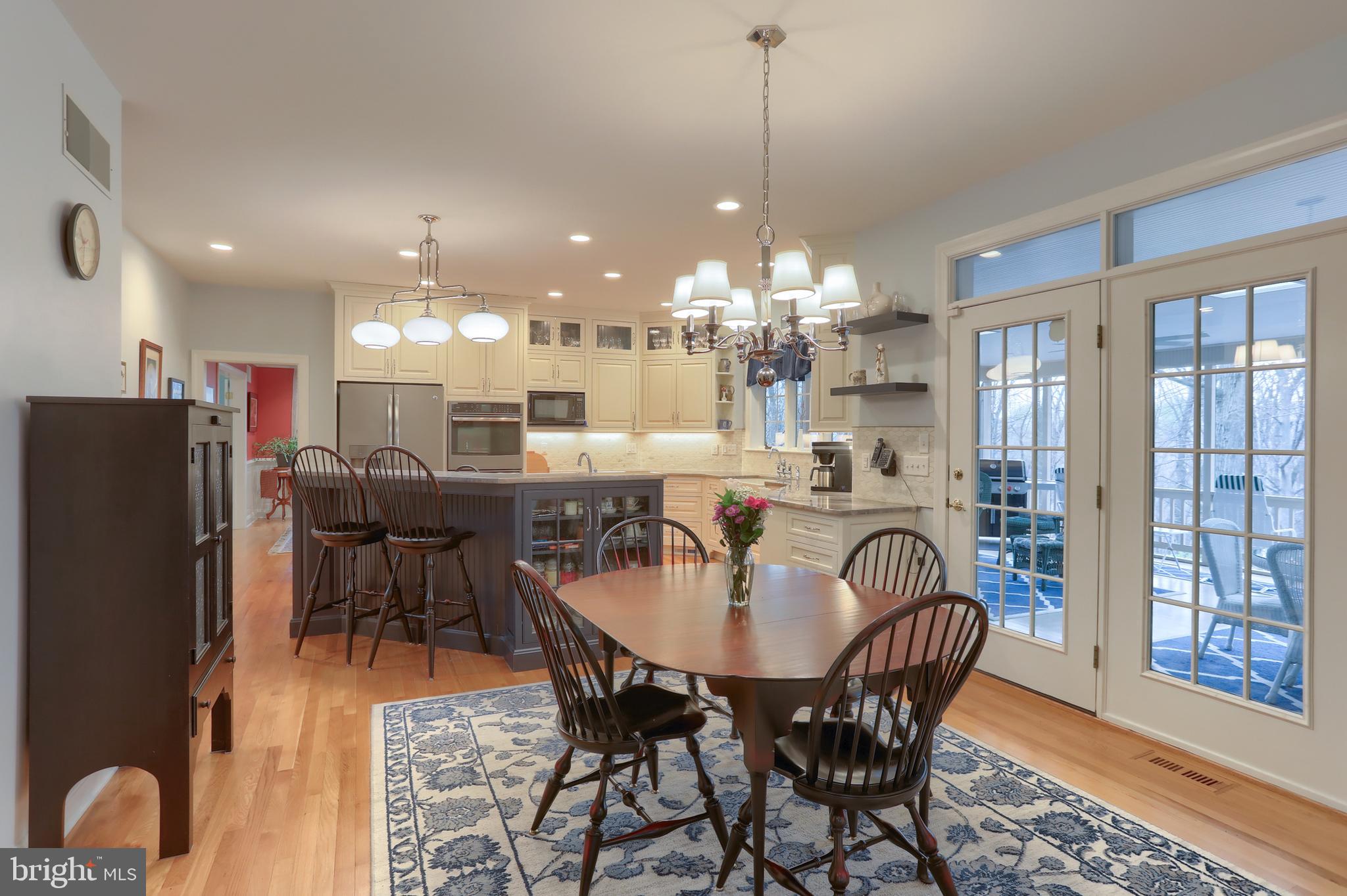 DERRY WOODS - Residential