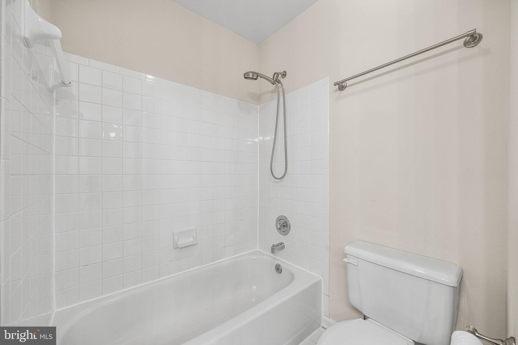 BARRINGTON - Residential