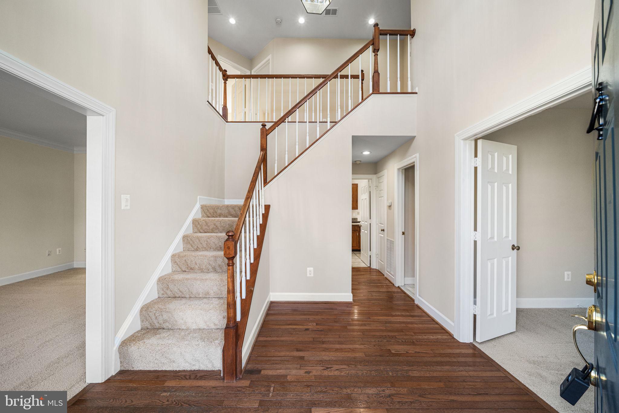 BARRINGTON - Residential