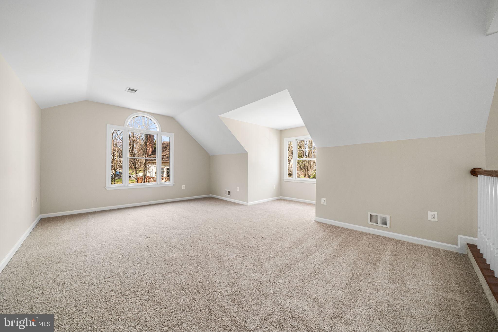 BARRINGTON - Residential