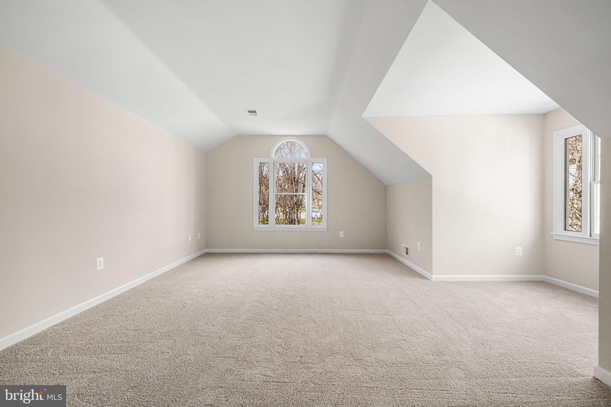 BARRINGTON - Residential