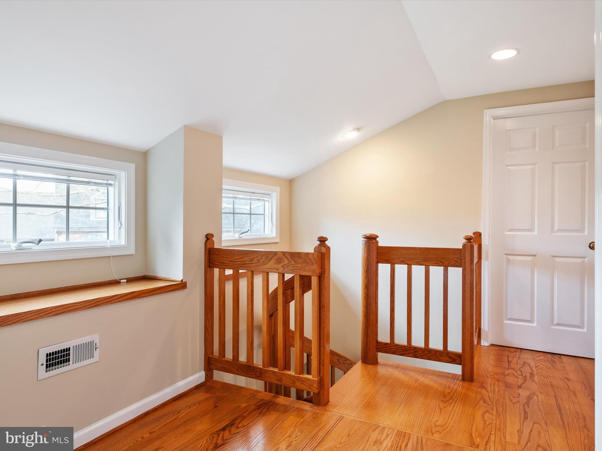 WOODLAND FARMS - Residential