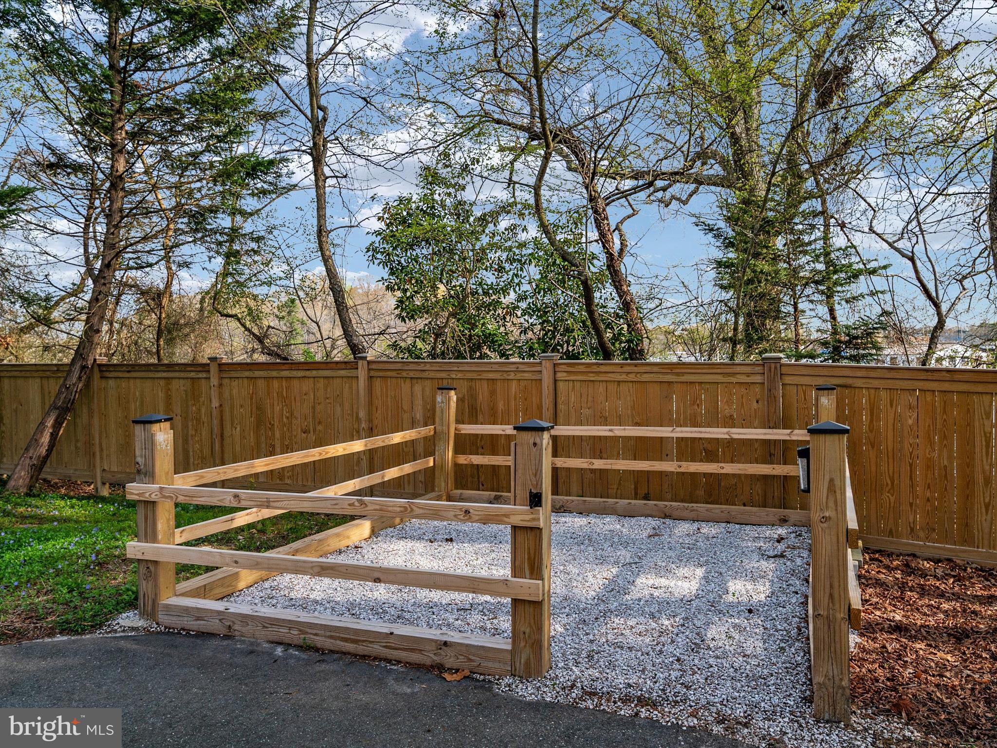 WOODLAND FARMS - Residential