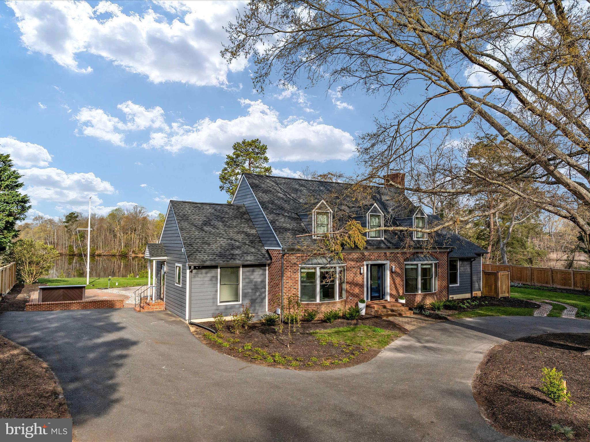 WOODLAND FARMS - Residential