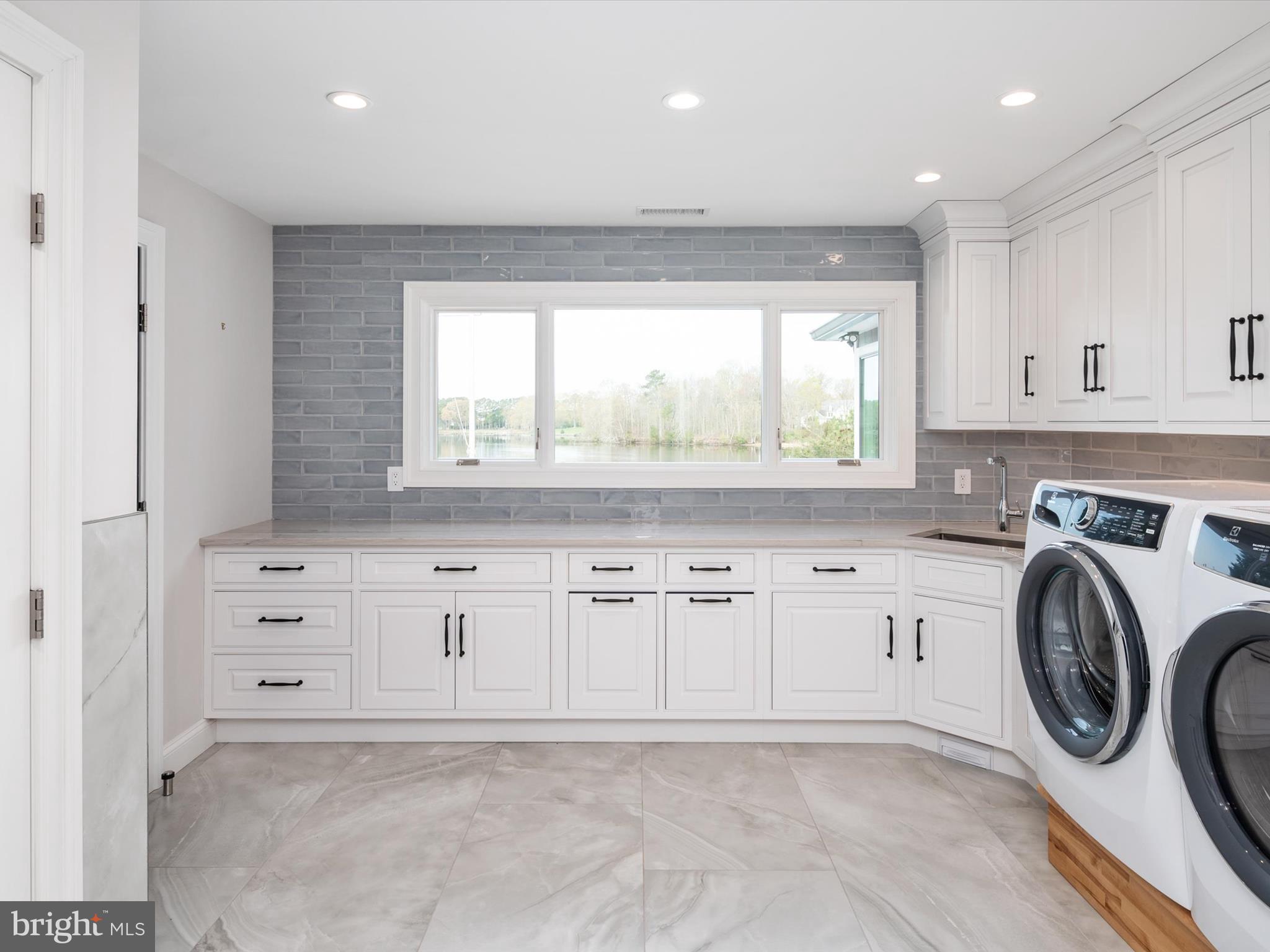 WOODLAND FARMS - Residential