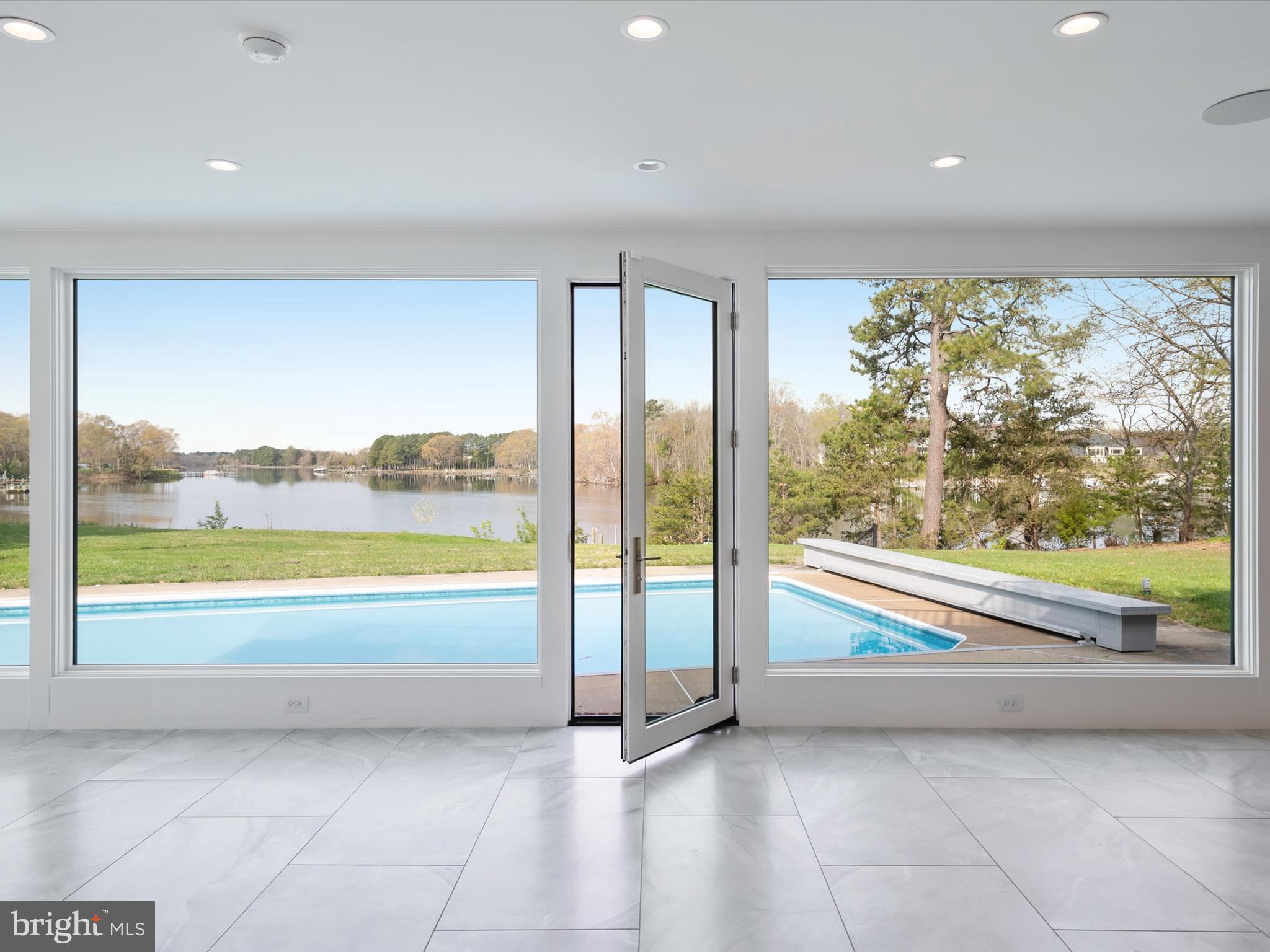 WOODLAND FARMS - Residential