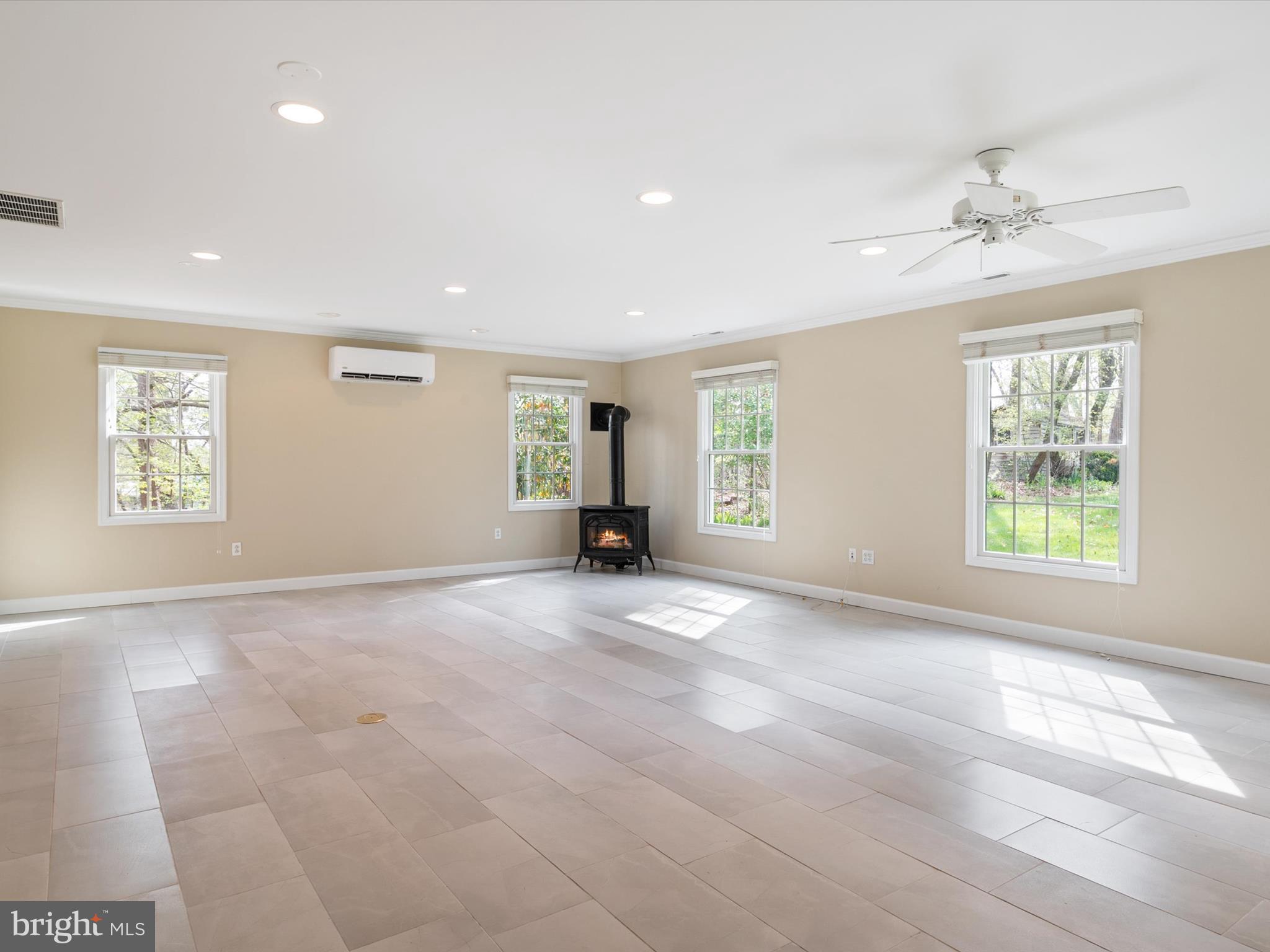 WOODLAND FARMS - Residential