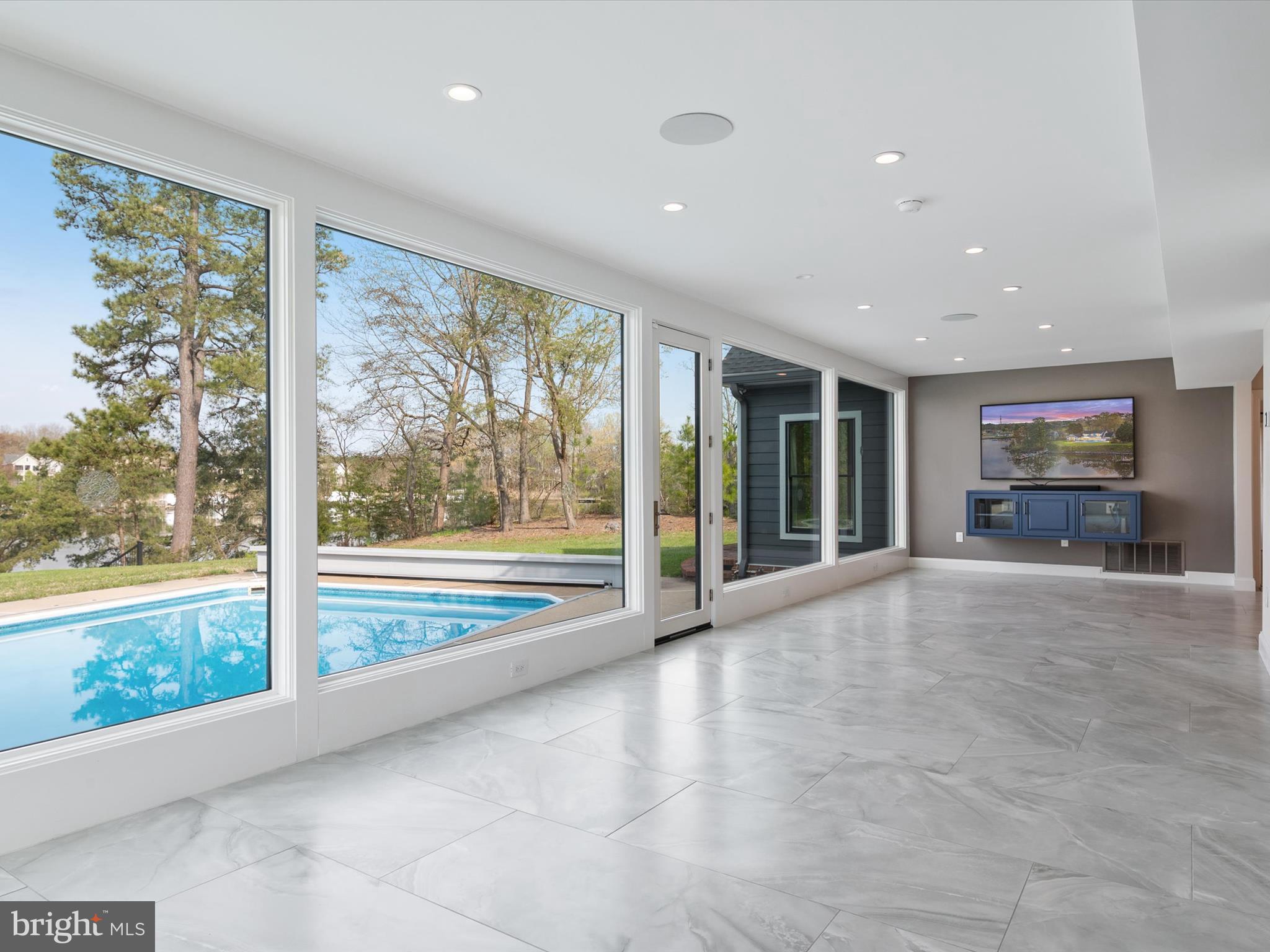 WOODLAND FARMS - Residential