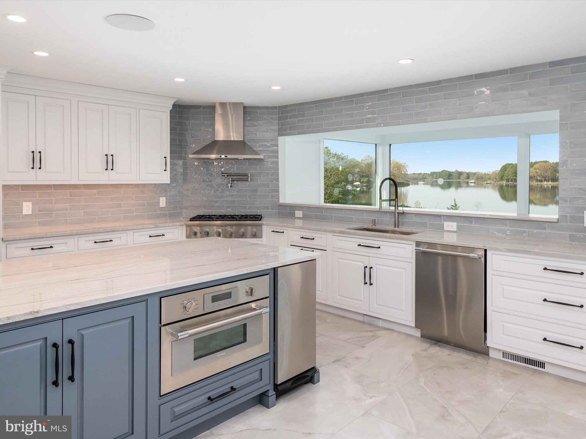 WOODLAND FARMS - Residential