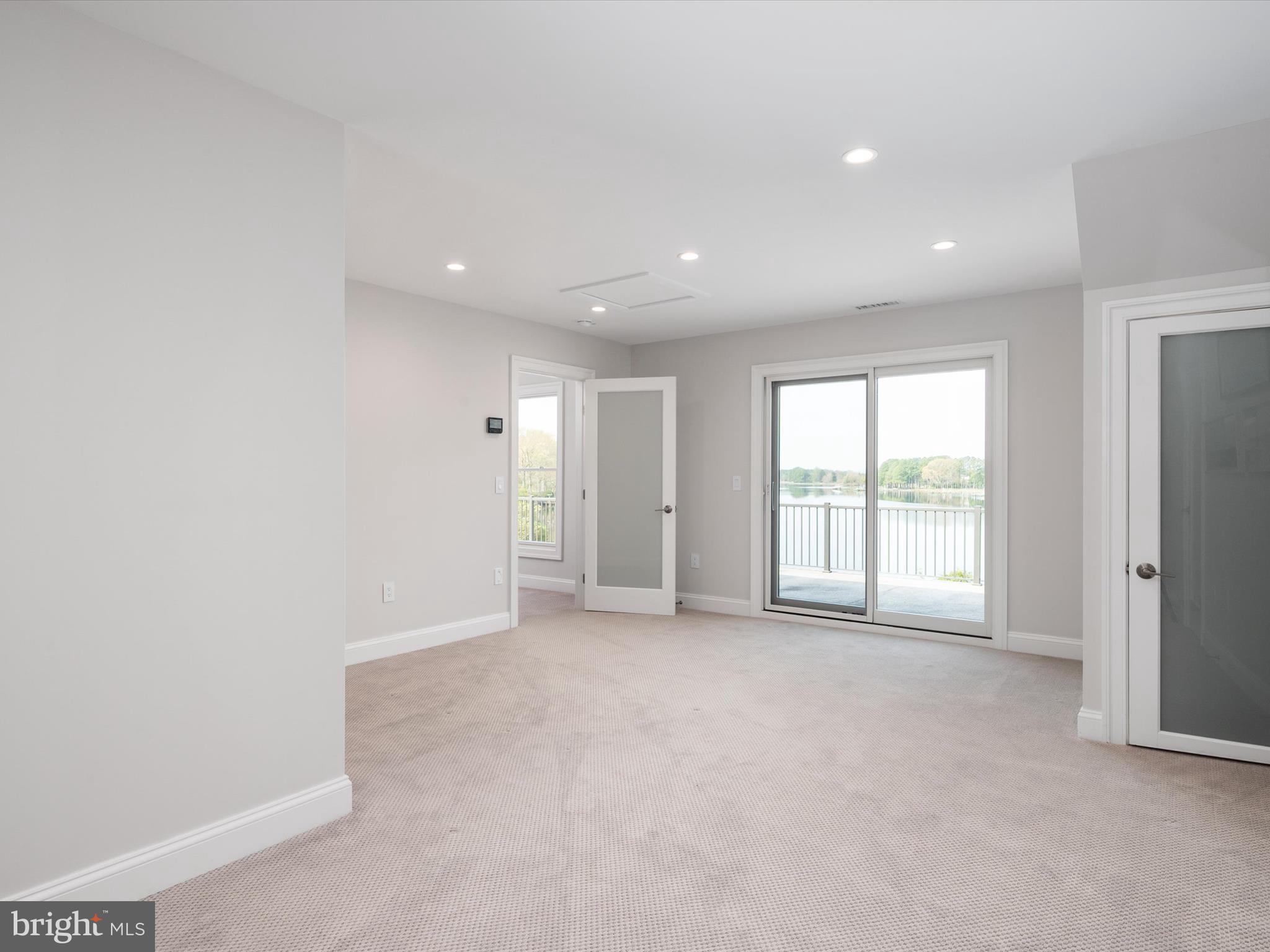 WOODLAND FARMS - Residential