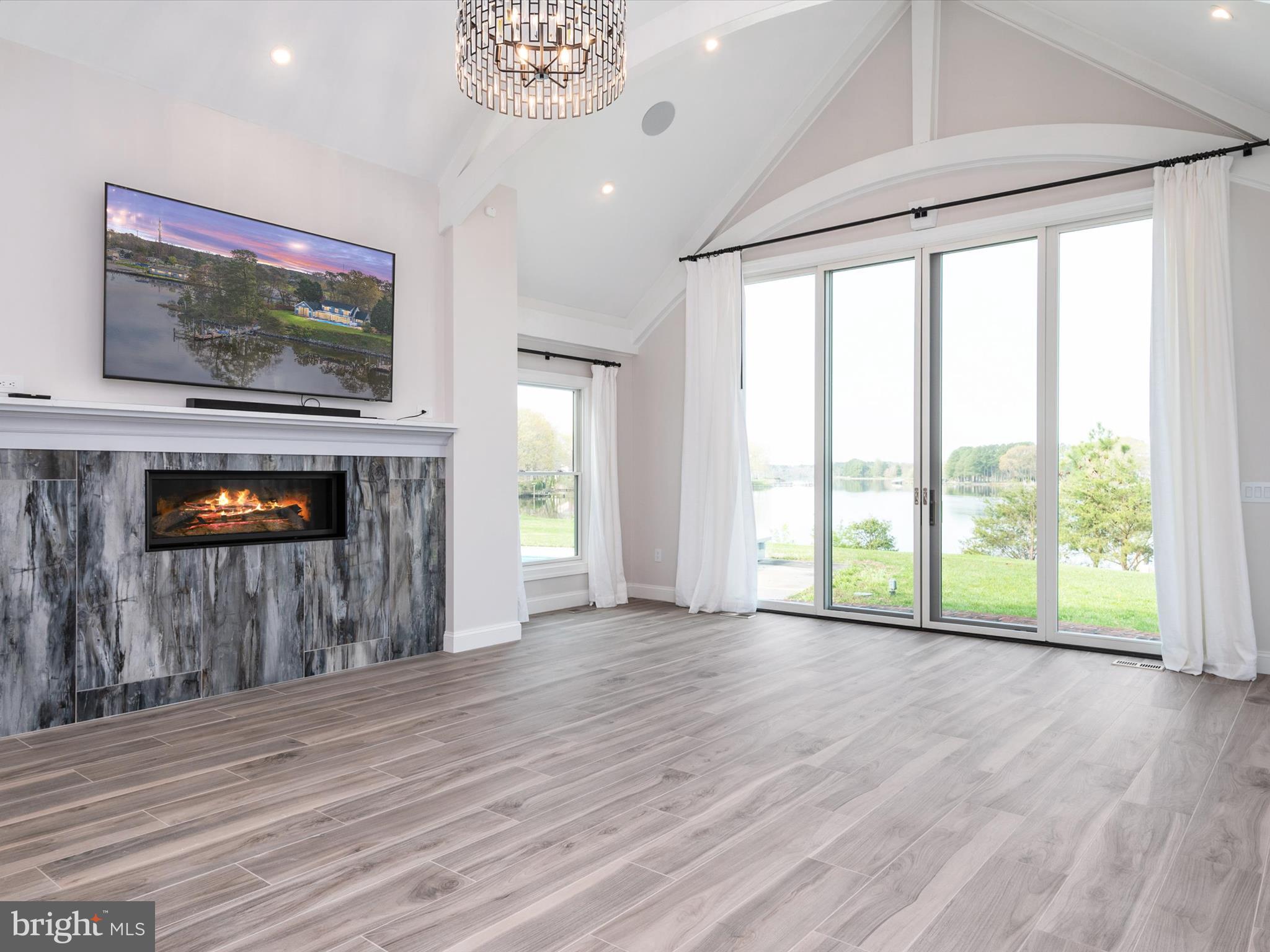 WOODLAND FARMS - Residential