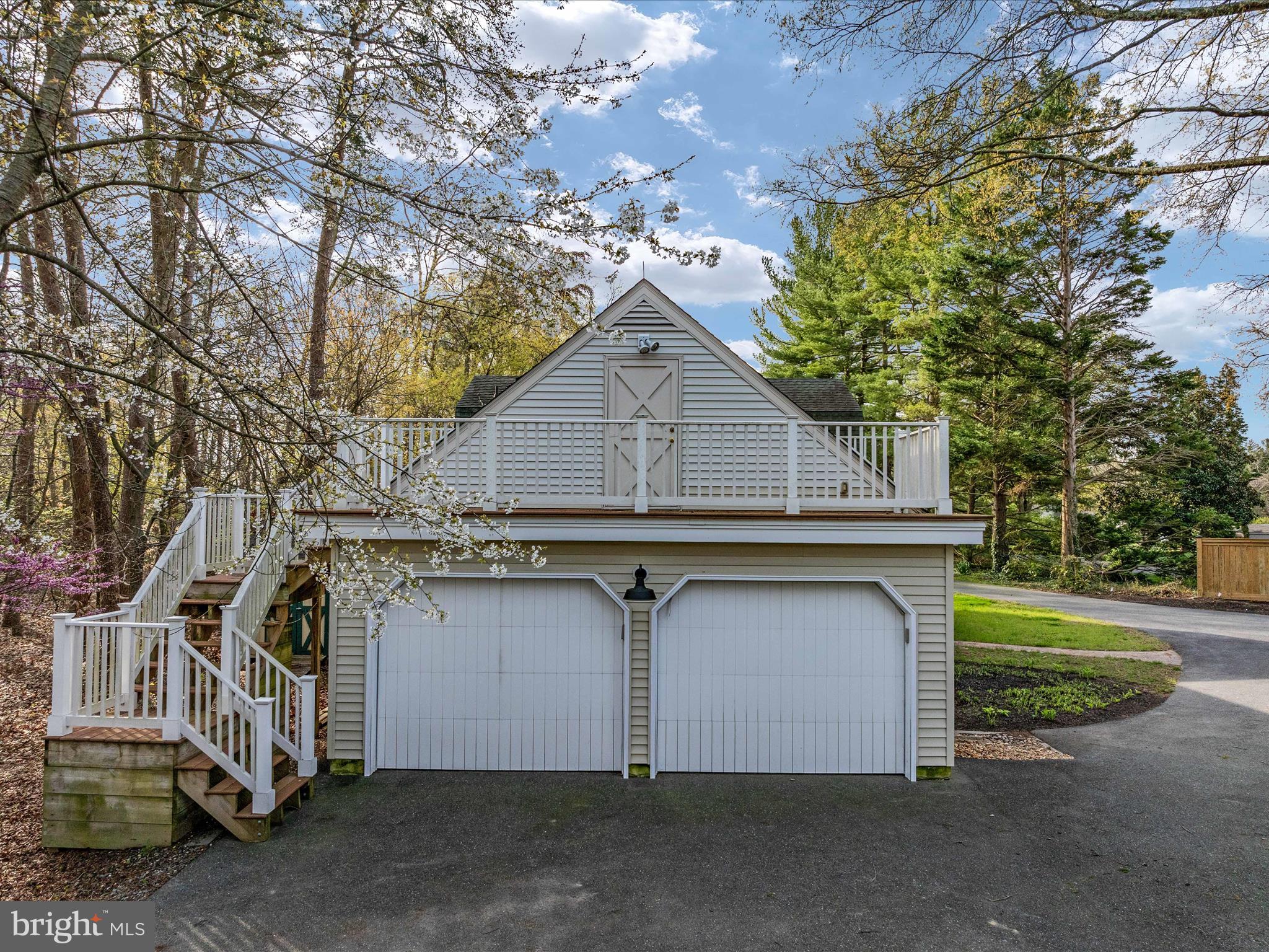 WOODLAND FARMS - Residential