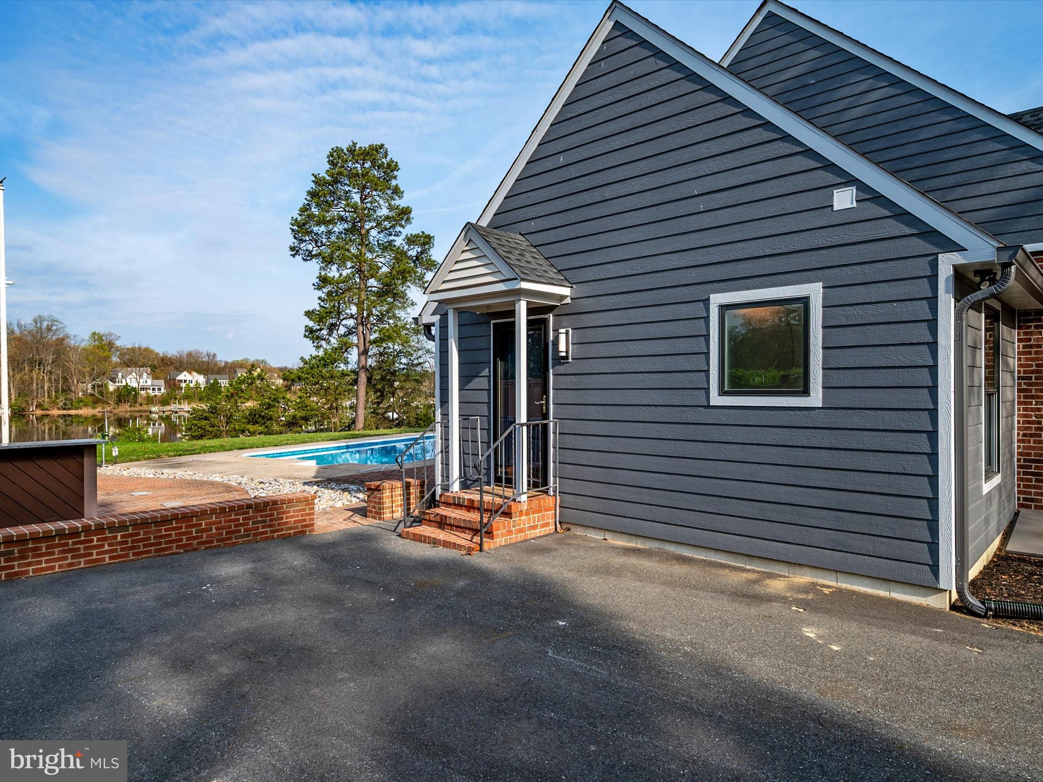 WOODLAND FARMS - Residential