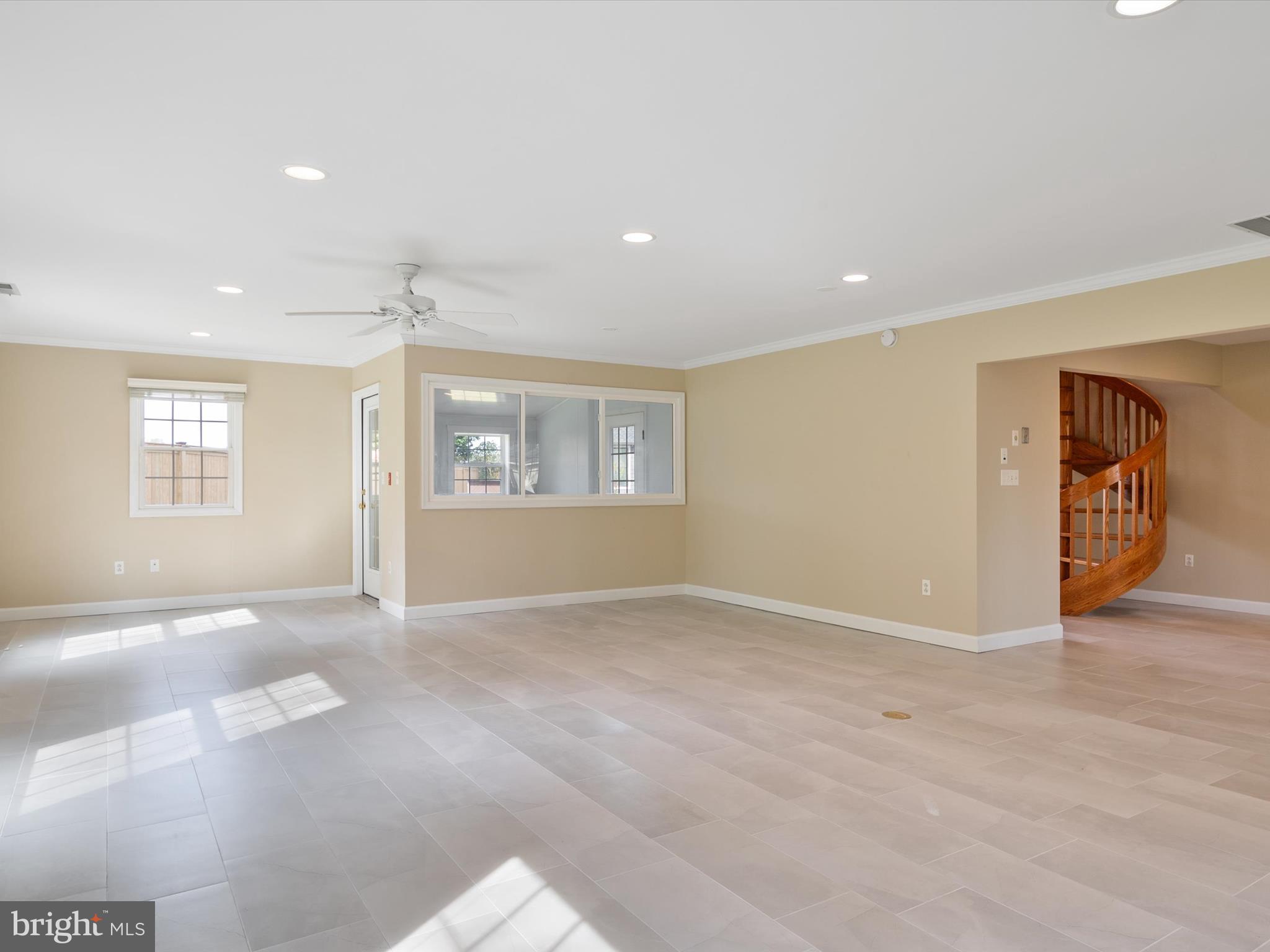 WOODLAND FARMS - Residential