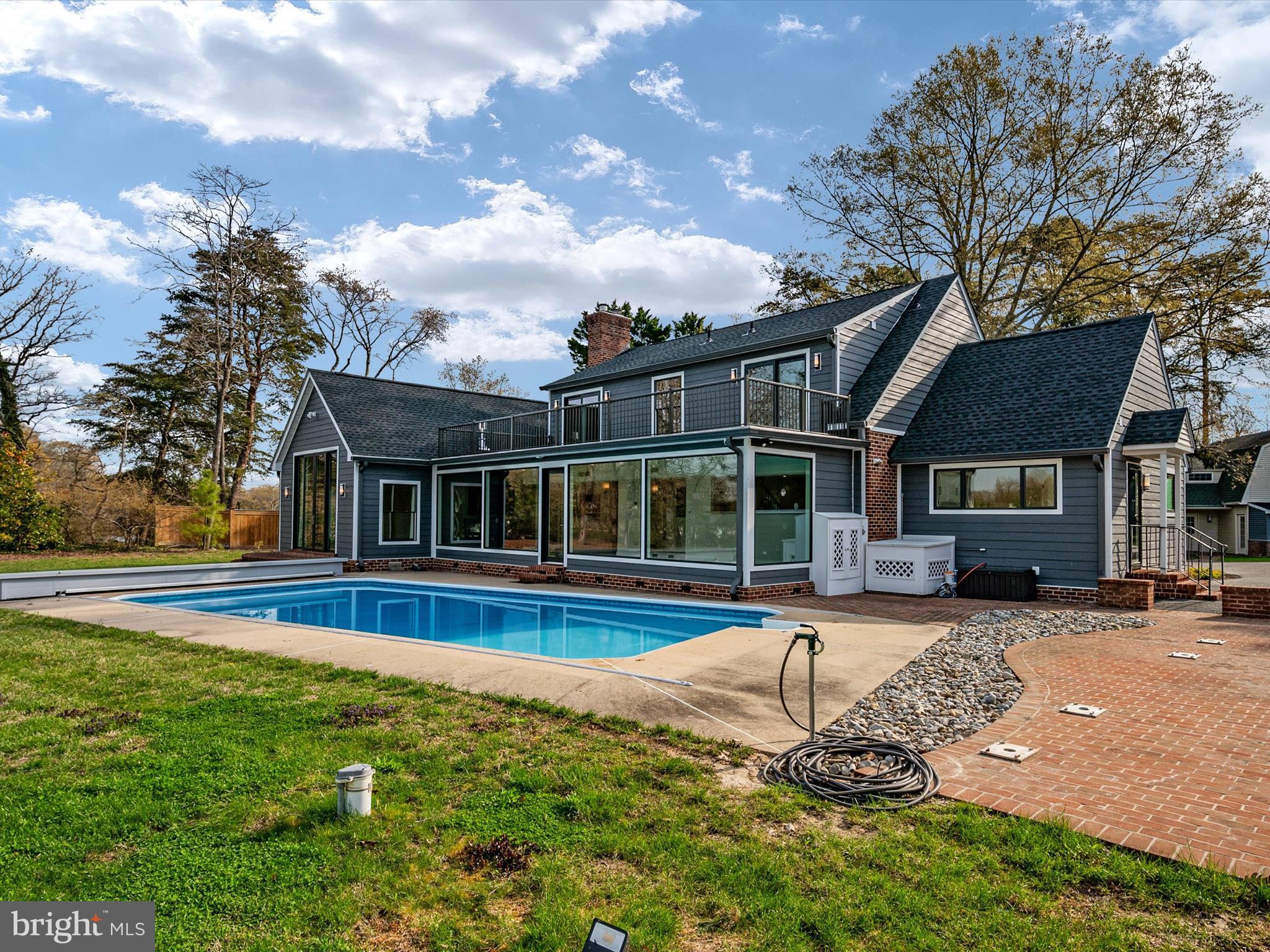 WOODLAND FARMS - Residential