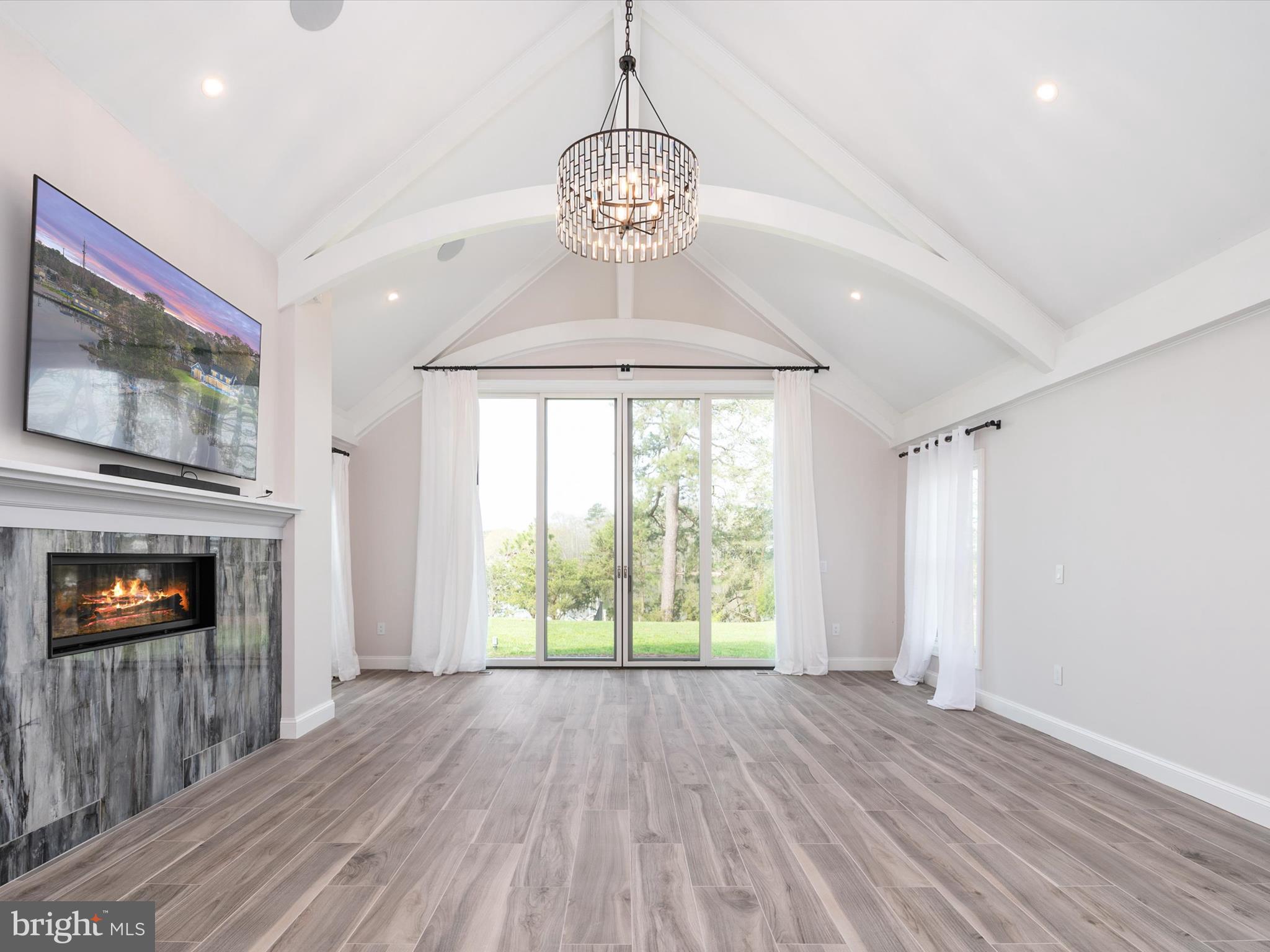 WOODLAND FARMS - Residential