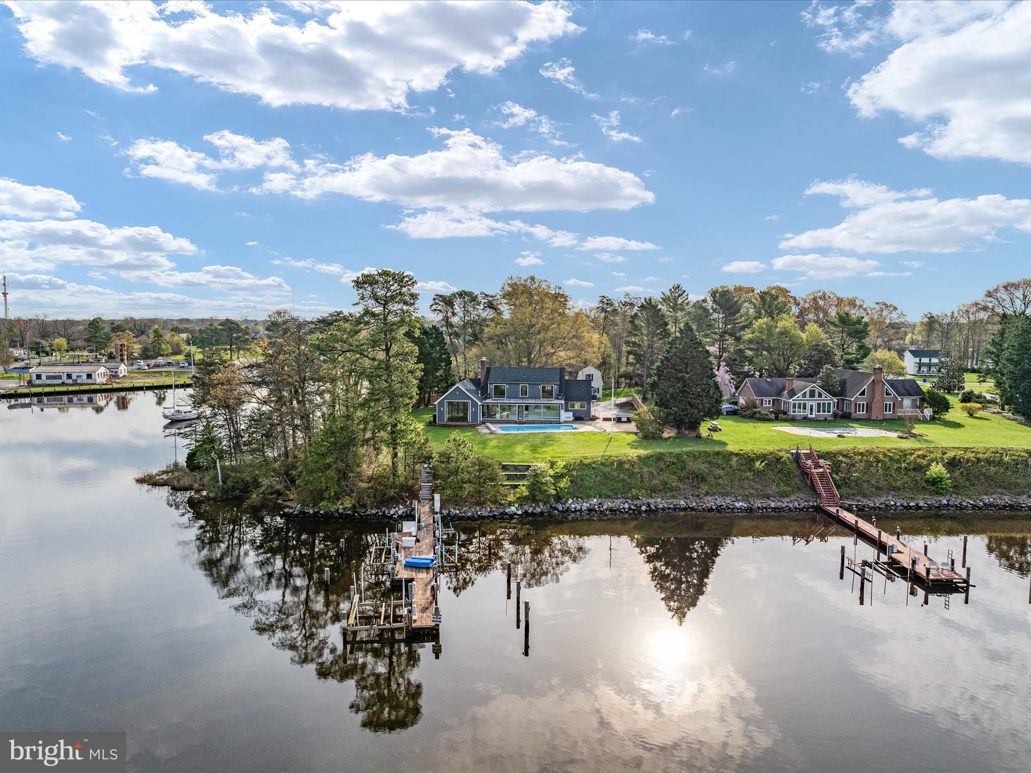 WOODLAND FARMS - Residential