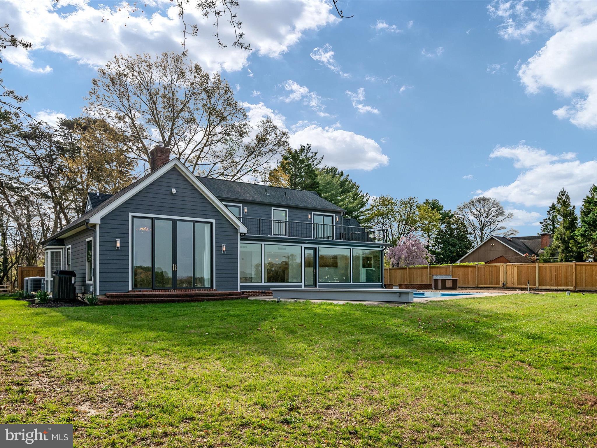 WOODLAND FARMS - Residential