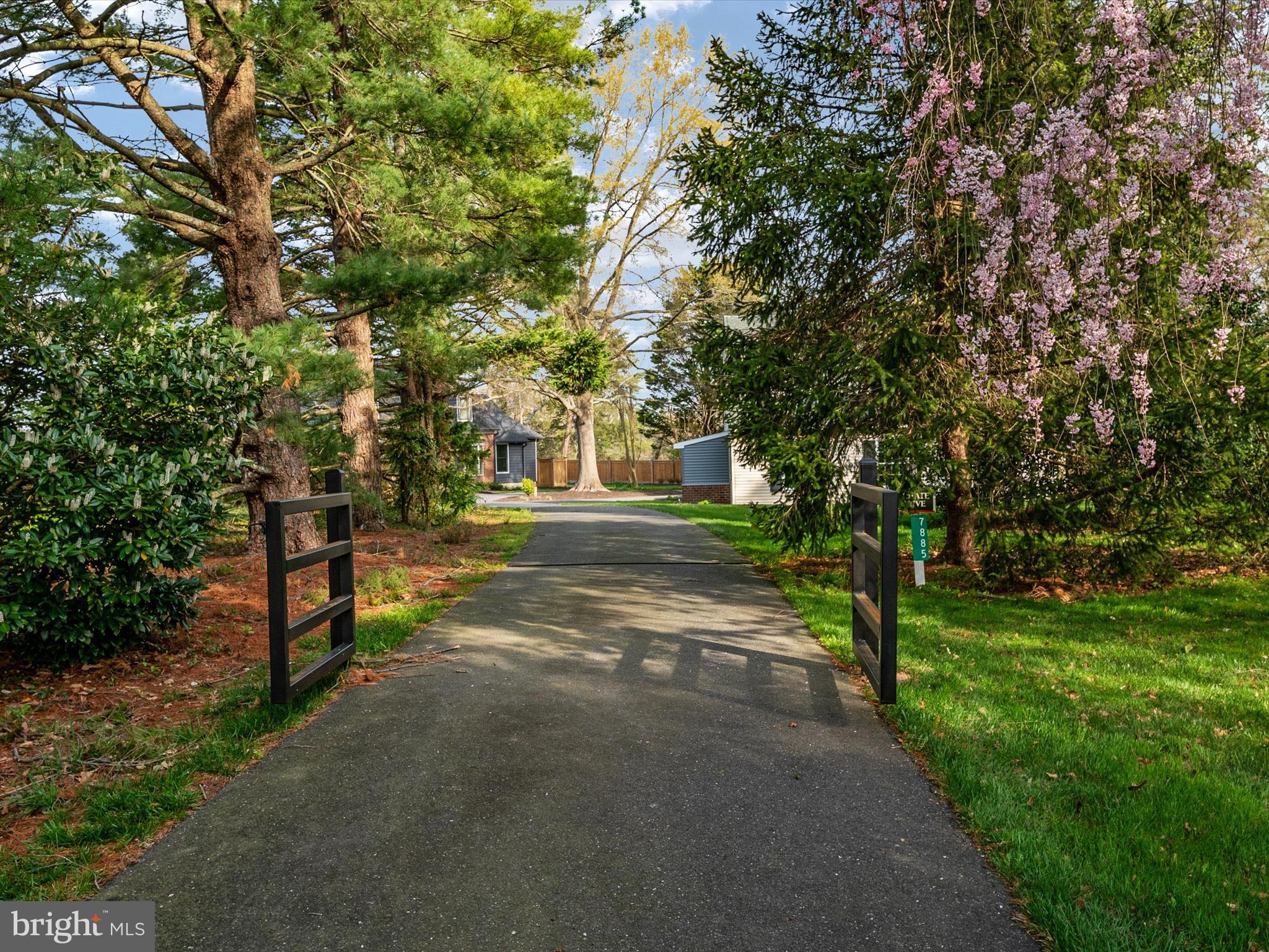 WOODLAND FARMS - Residential