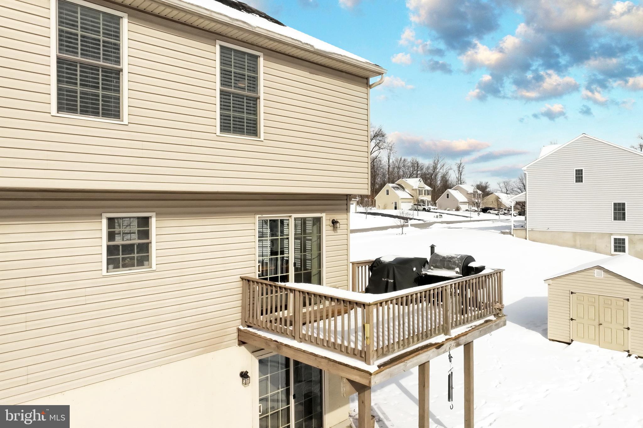 HAMPTON HEIGHTS - Residential