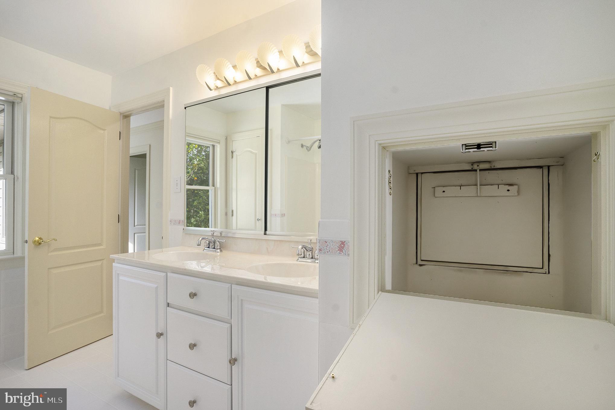 NON AVAILABLE - Residential