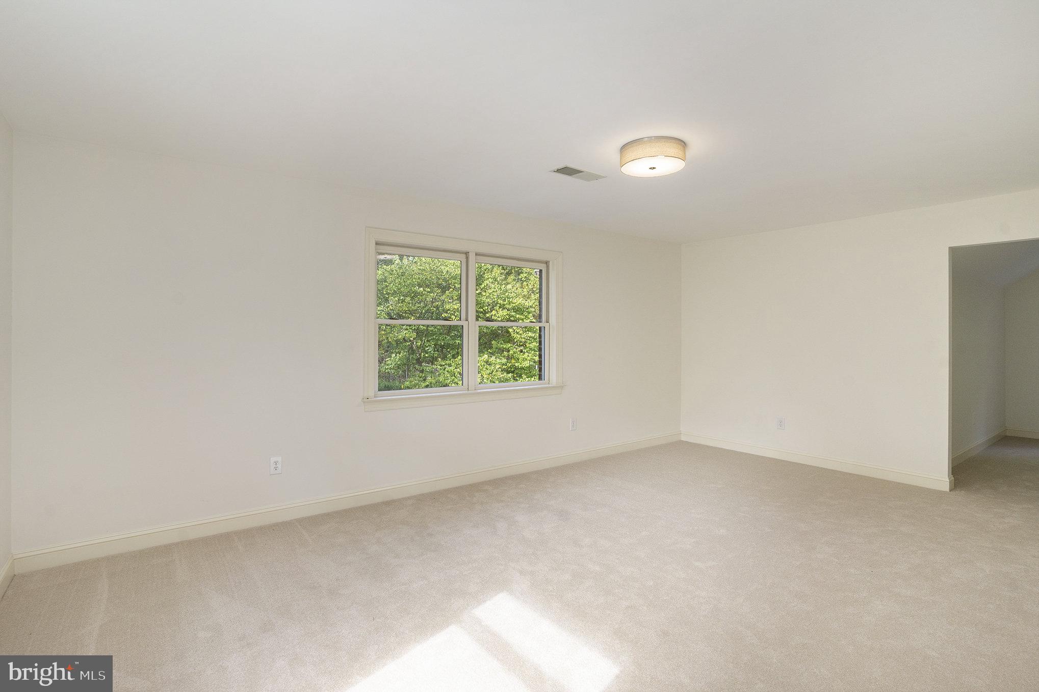 NON AVAILABLE - Residential