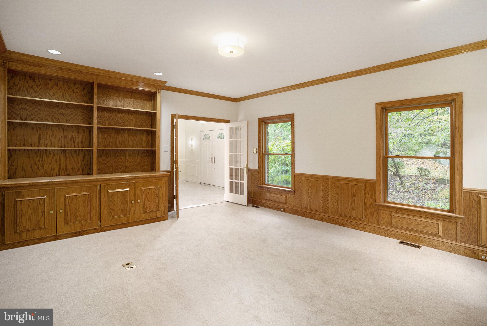 NON AVAILABLE - Residential