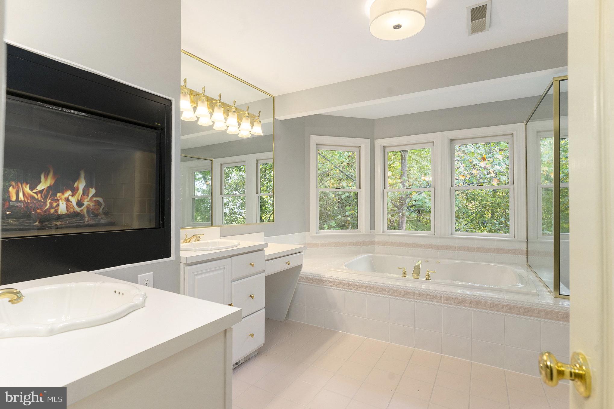 NON AVAILABLE - Residential