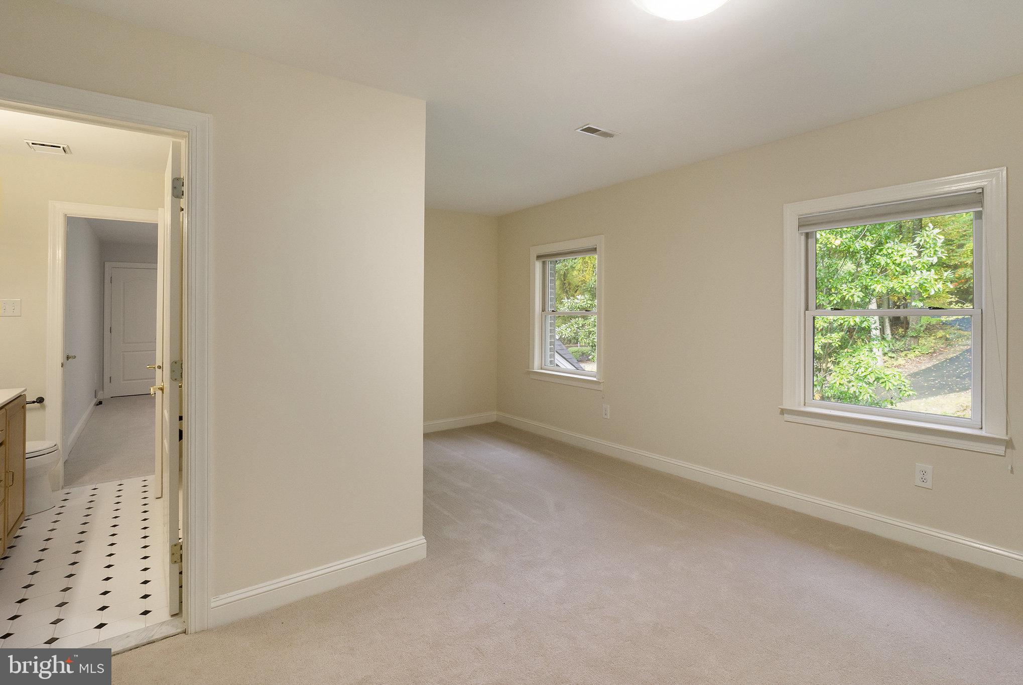 NON AVAILABLE - Residential