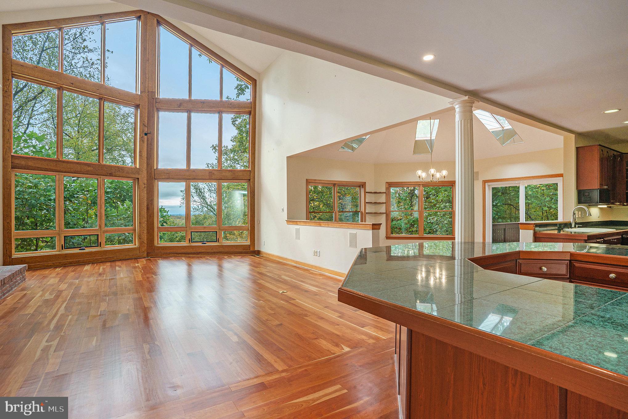 NON AVAILABLE - Residential