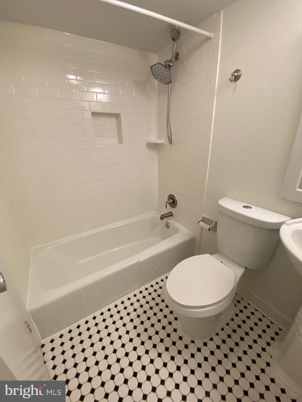 VIENNA - Residential Lease