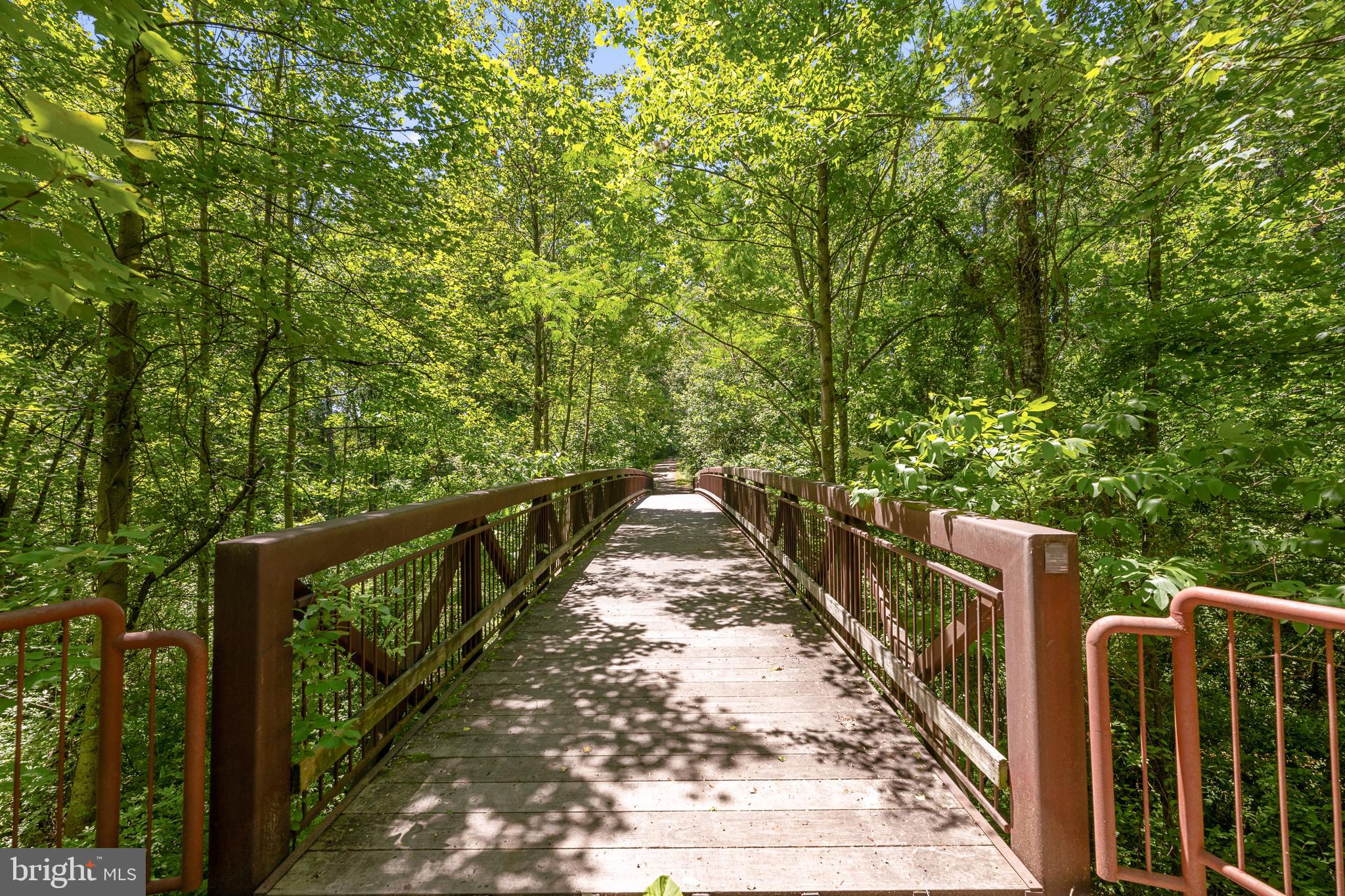 LAUREL HILL - Residential