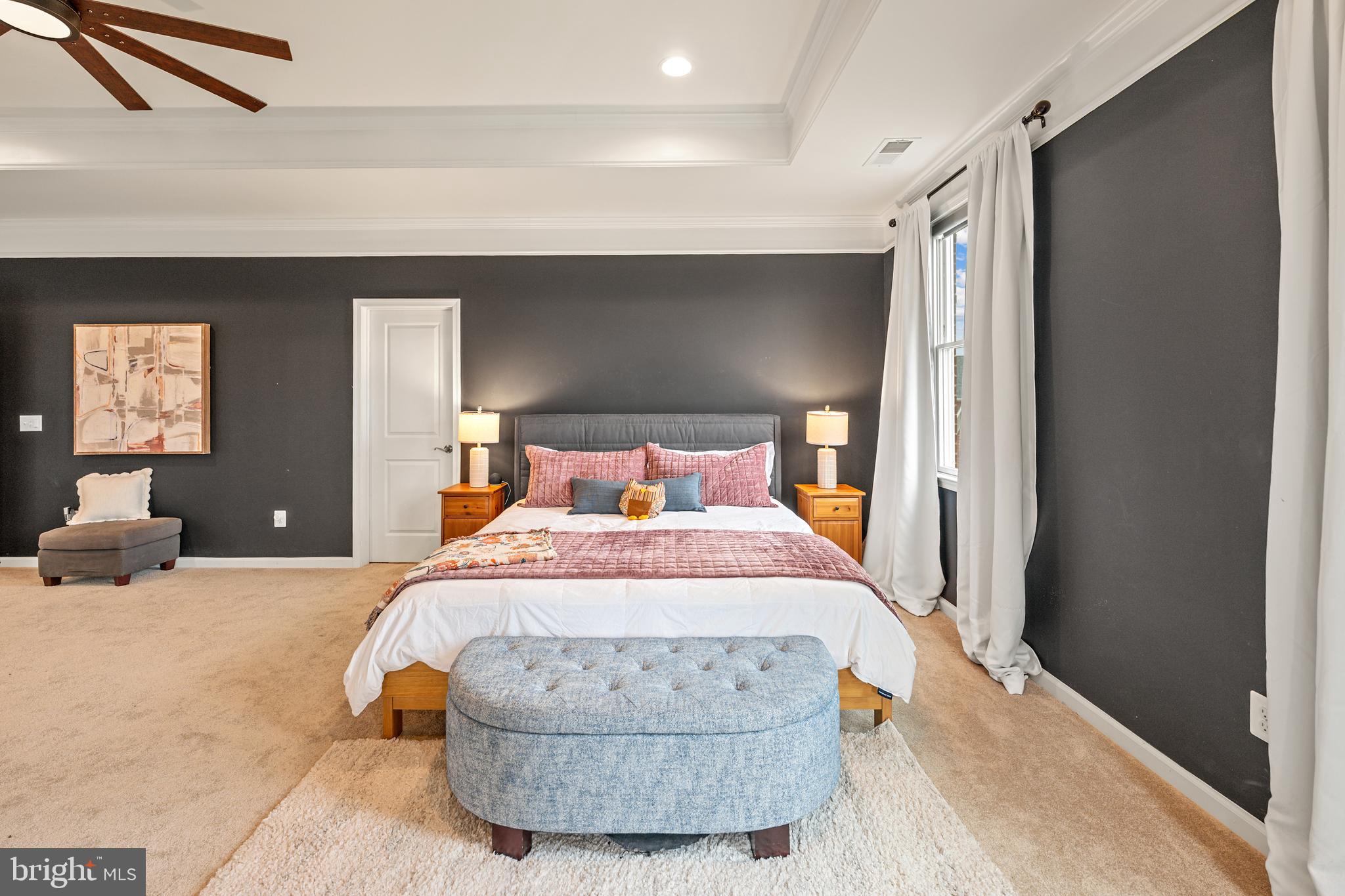 LAUREL HILL - Residential