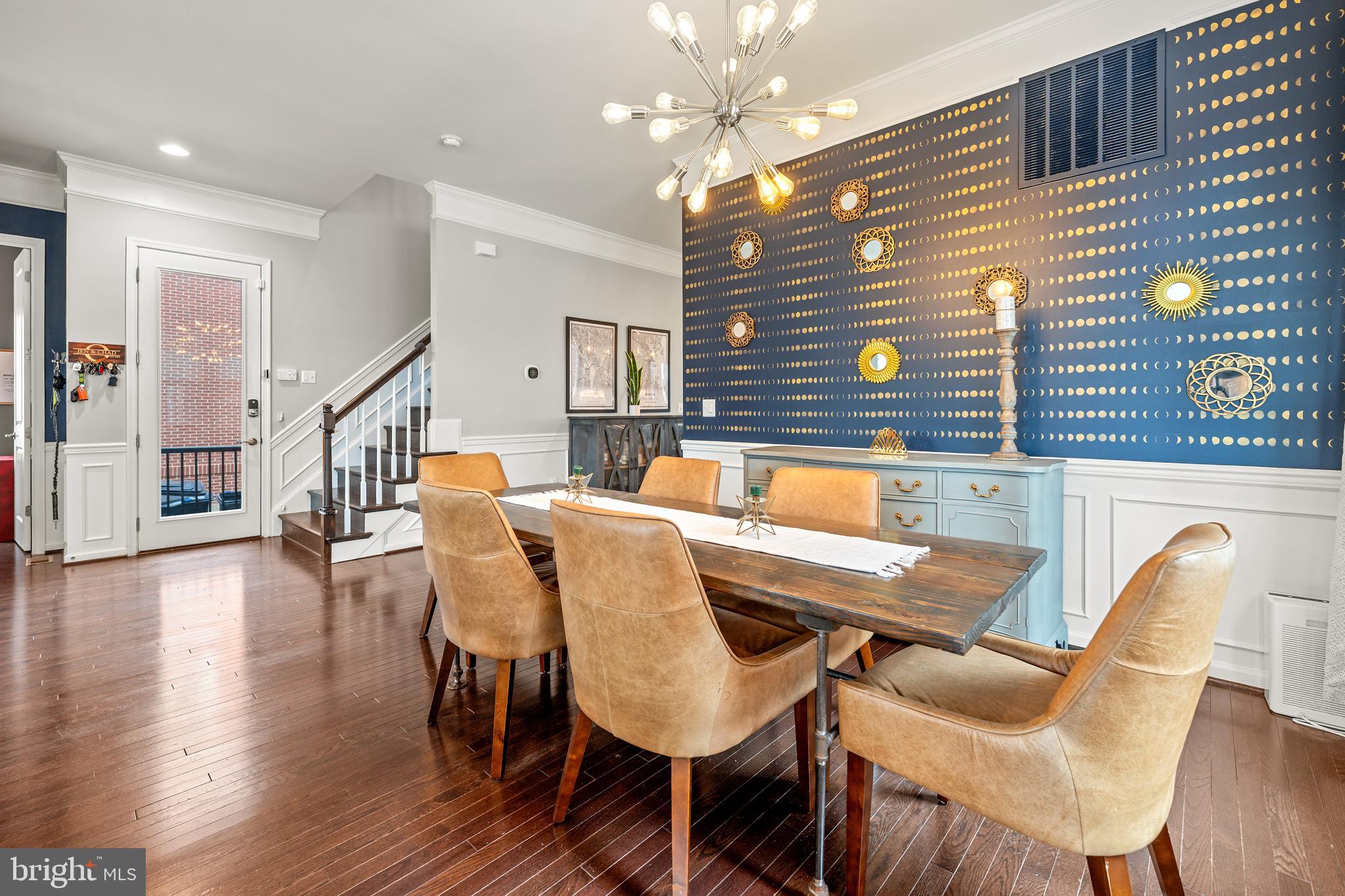LAUREL HILL - Residential