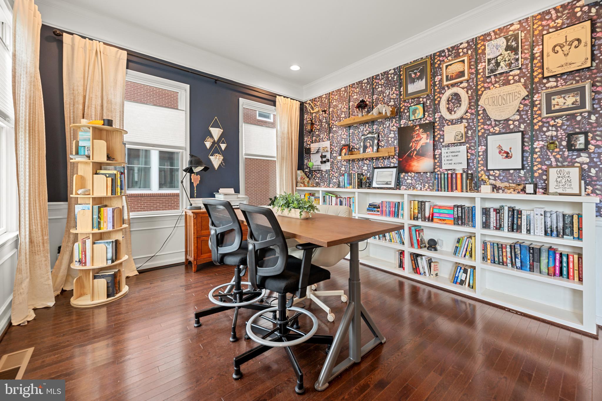 LAUREL HILL - Residential
