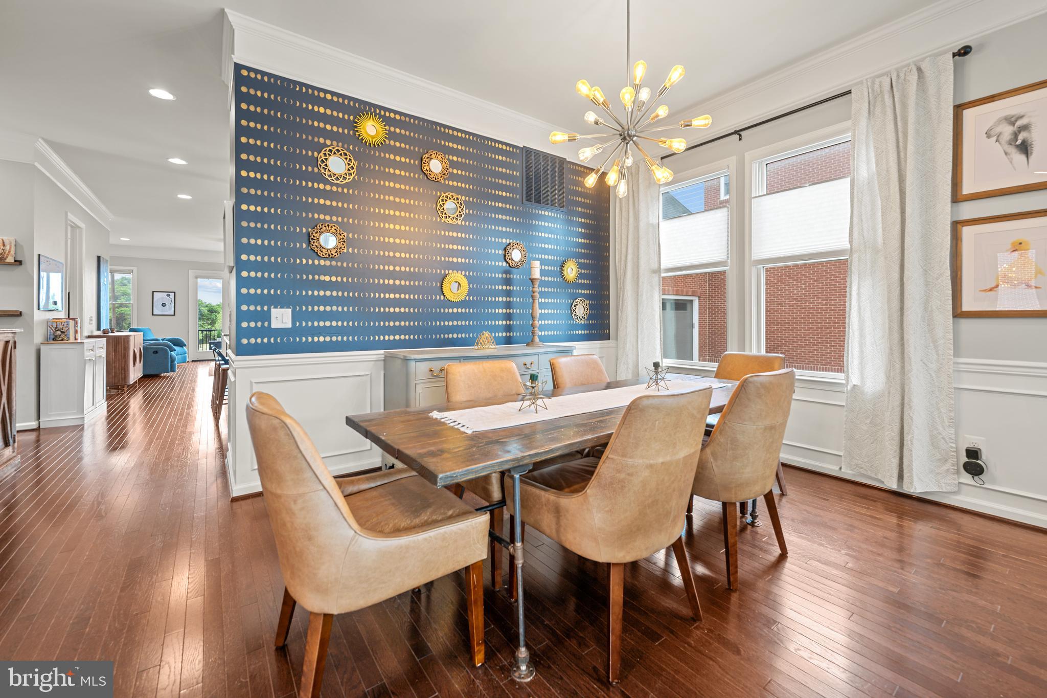 LAUREL HILL - Residential
