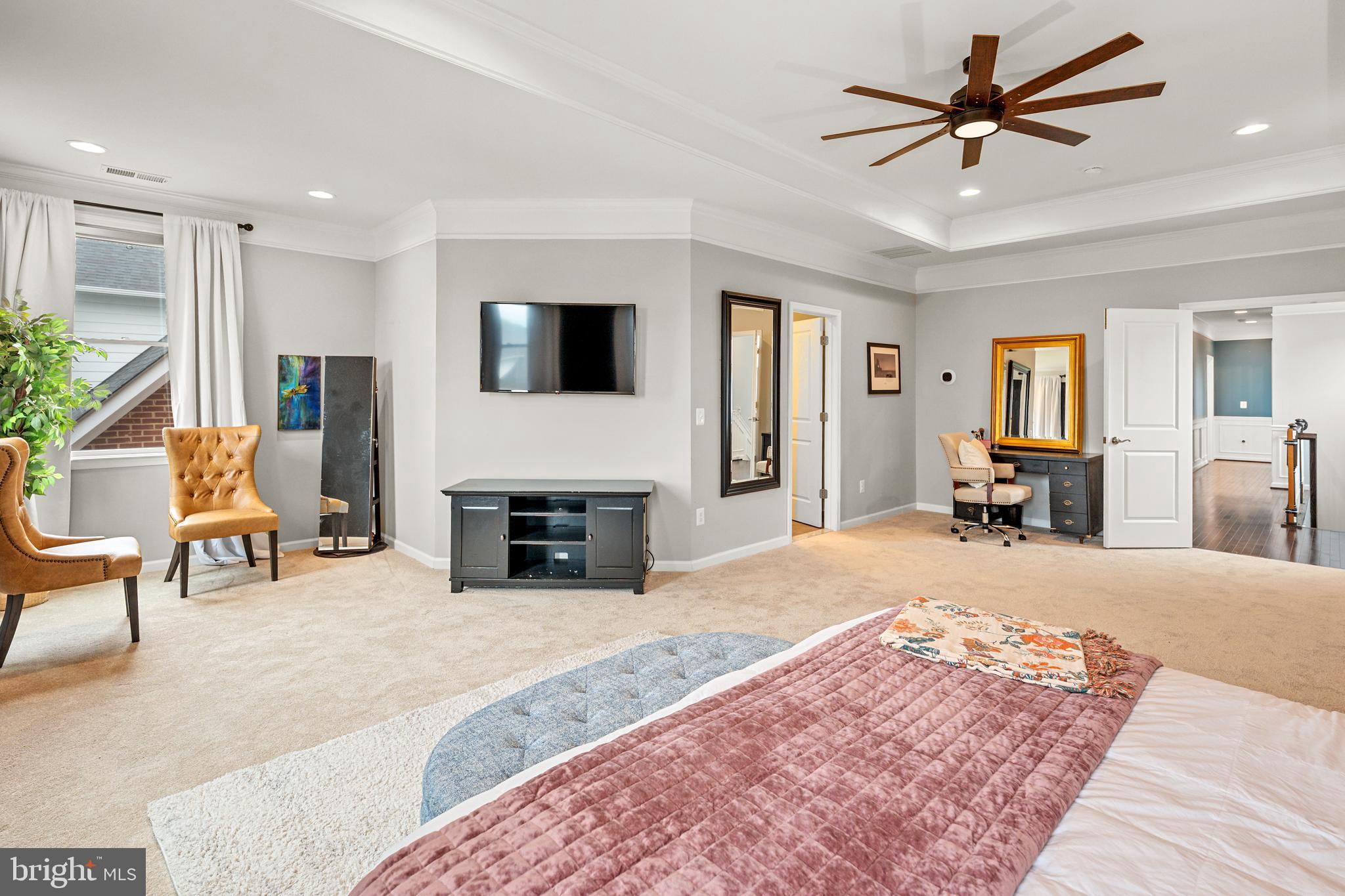 LAUREL HILL - Residential