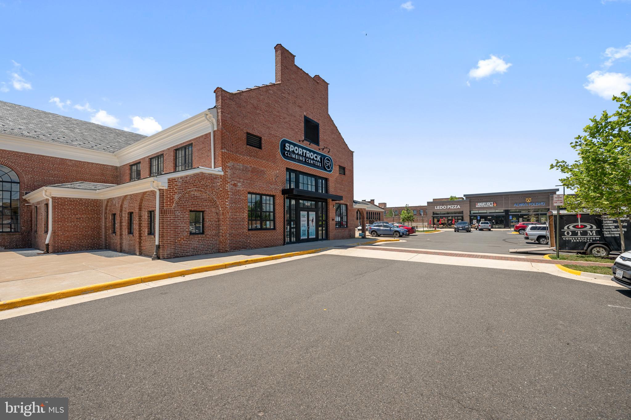 LAUREL HILL - Residential