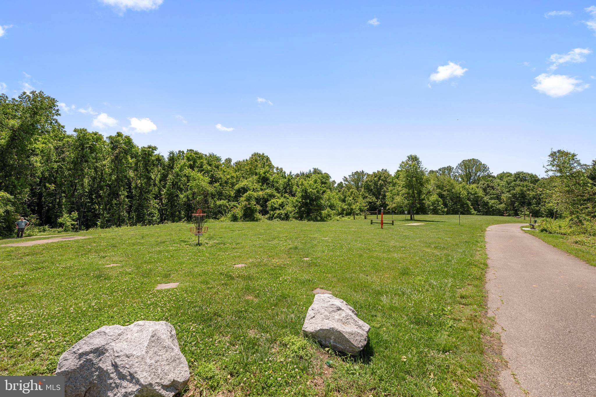 LAUREL HILL - Residential