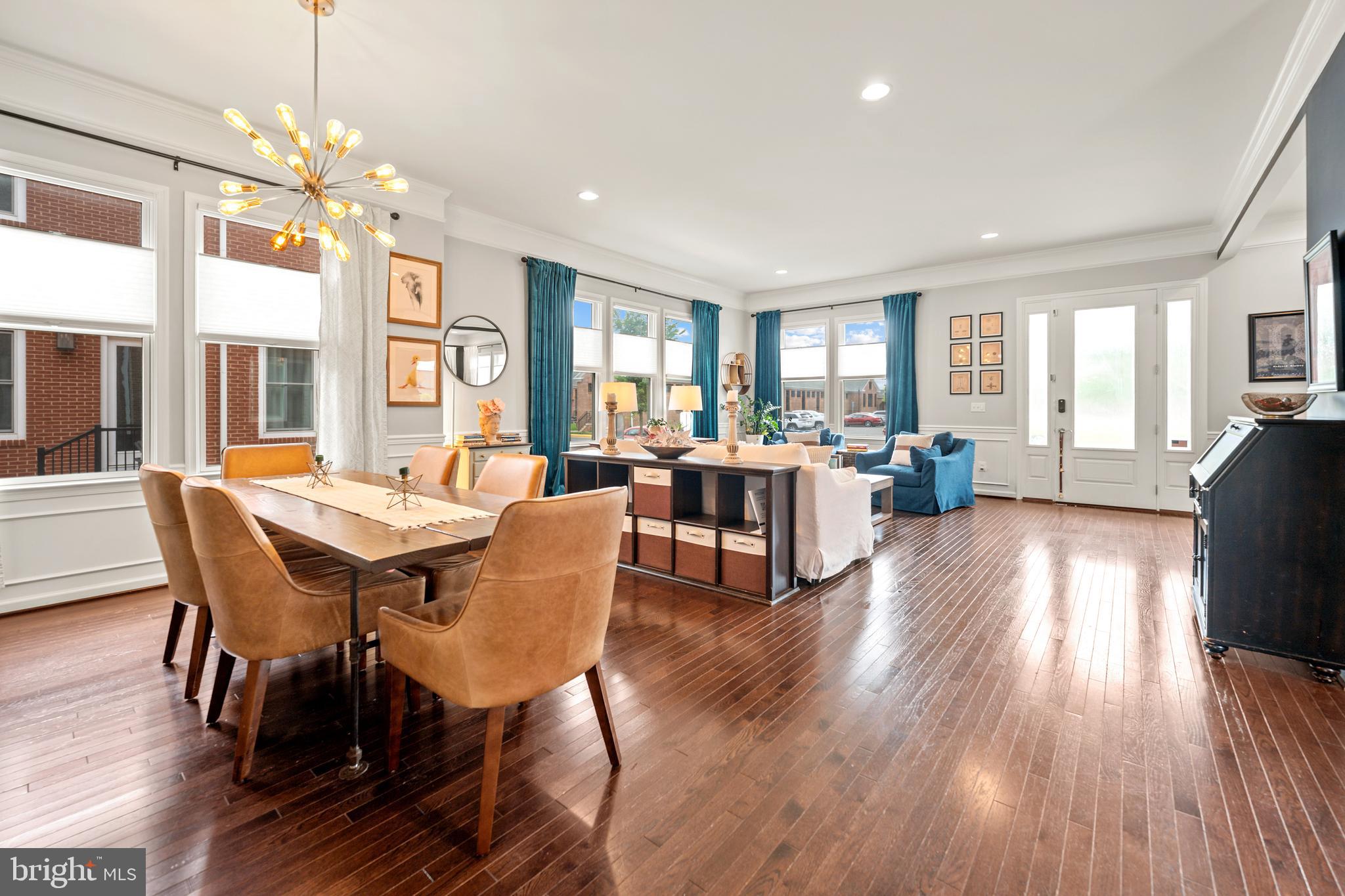 LAUREL HILL - Residential