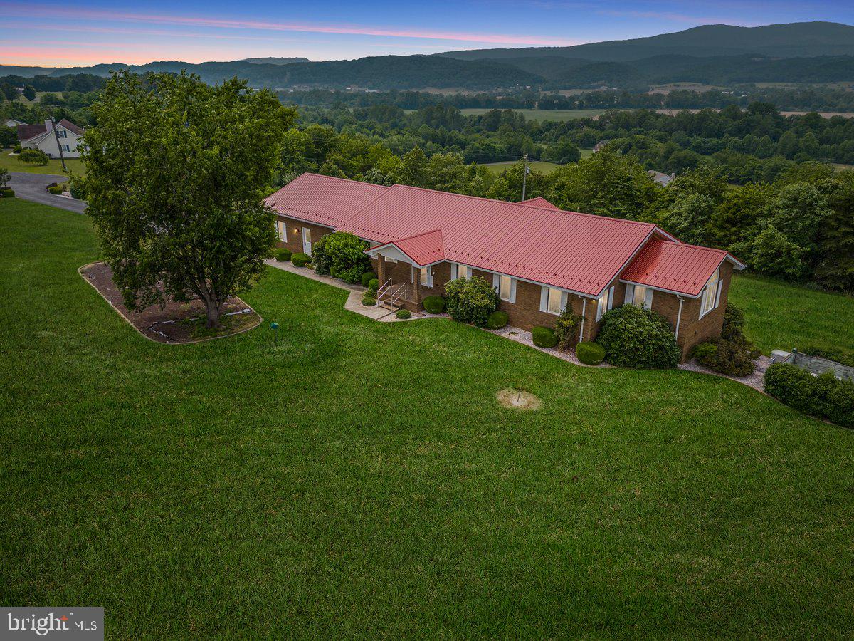 POTOMAC VALLEY VIEW - Residential