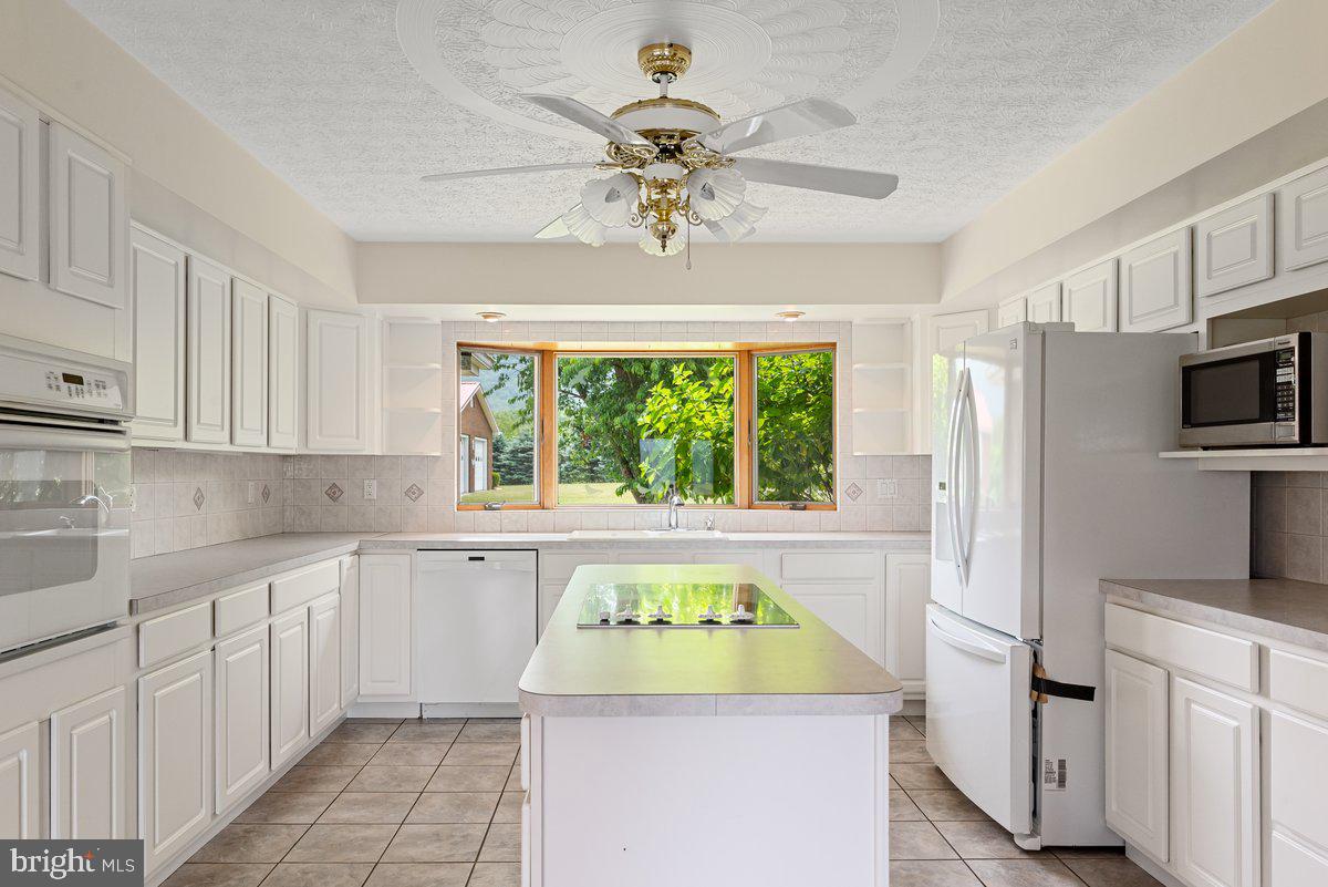 POTOMAC VALLEY VIEW - Residential