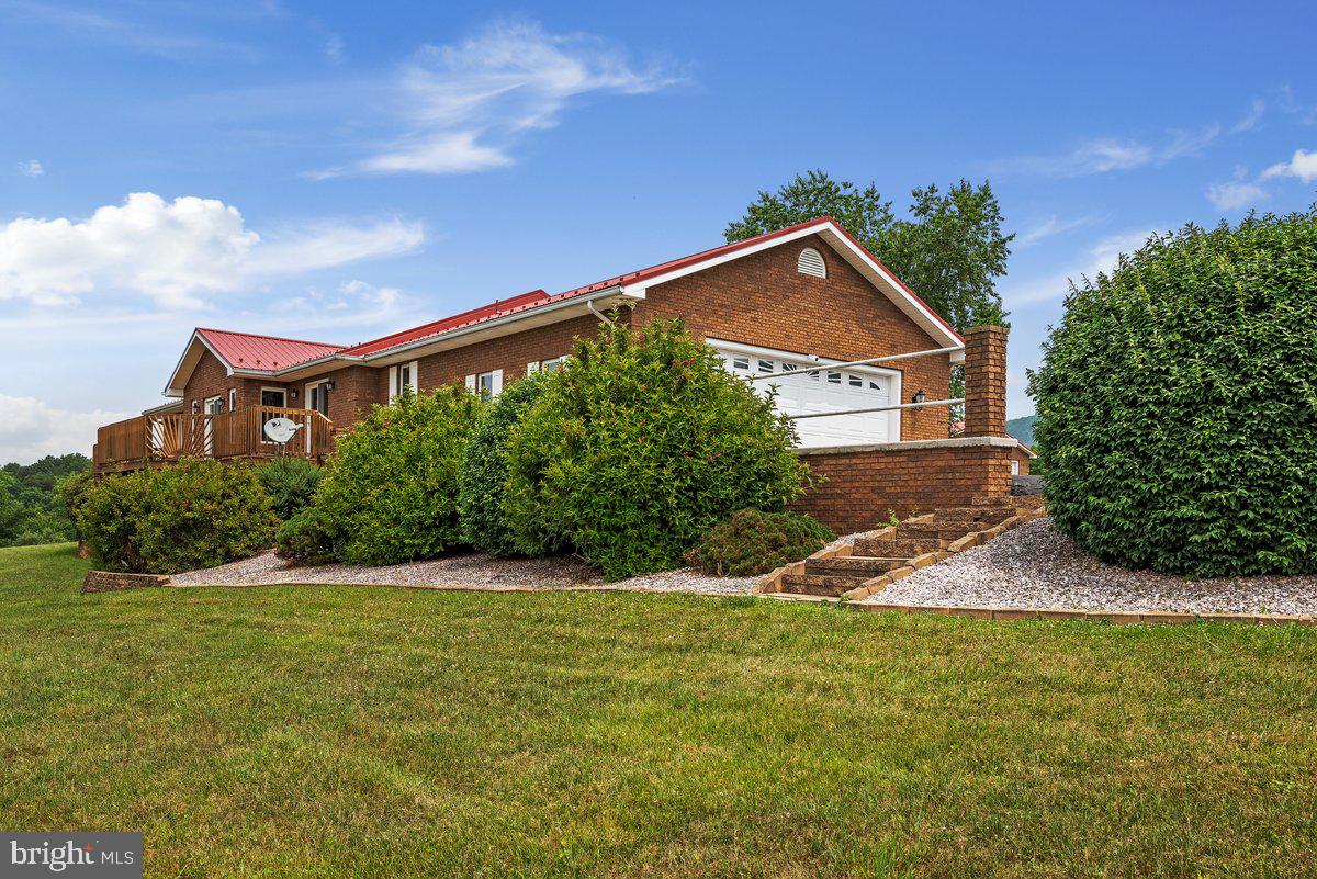 POTOMAC VALLEY VIEW - Residential