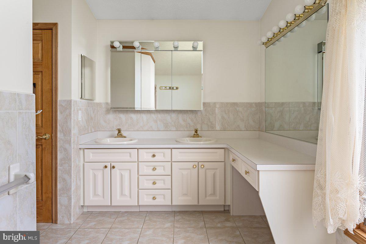 POTOMAC VALLEY VIEW - Residential