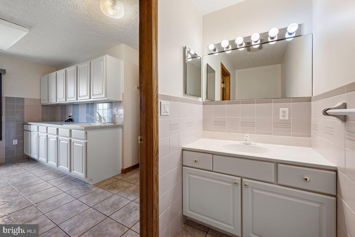 POTOMAC VALLEY VIEW - Residential