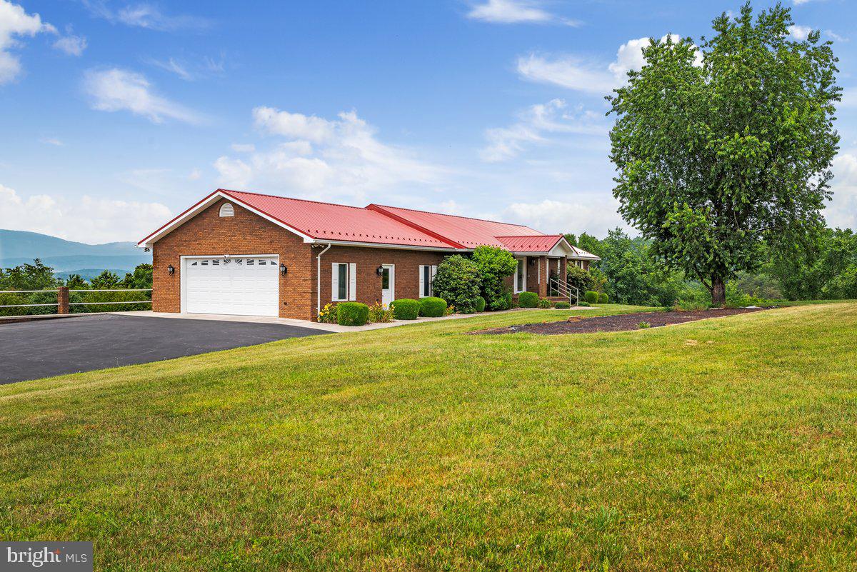 POTOMAC VALLEY VIEW - Residential