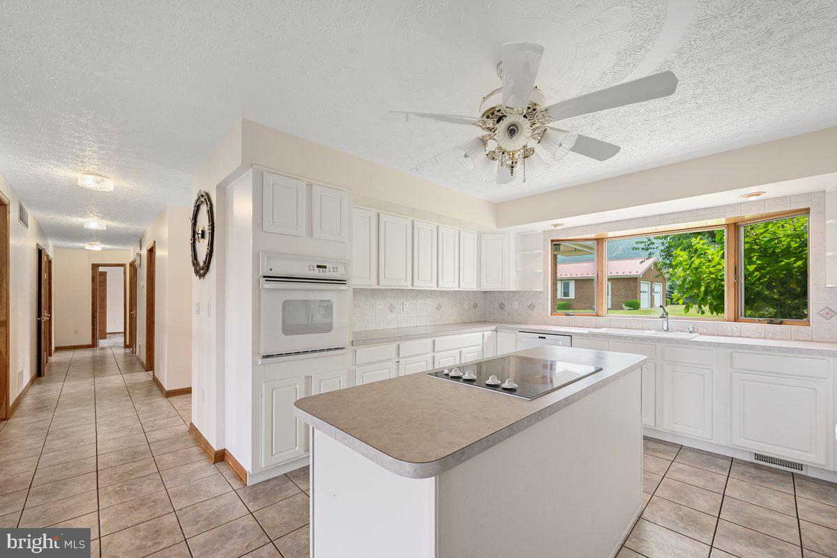 POTOMAC VALLEY VIEW - Residential