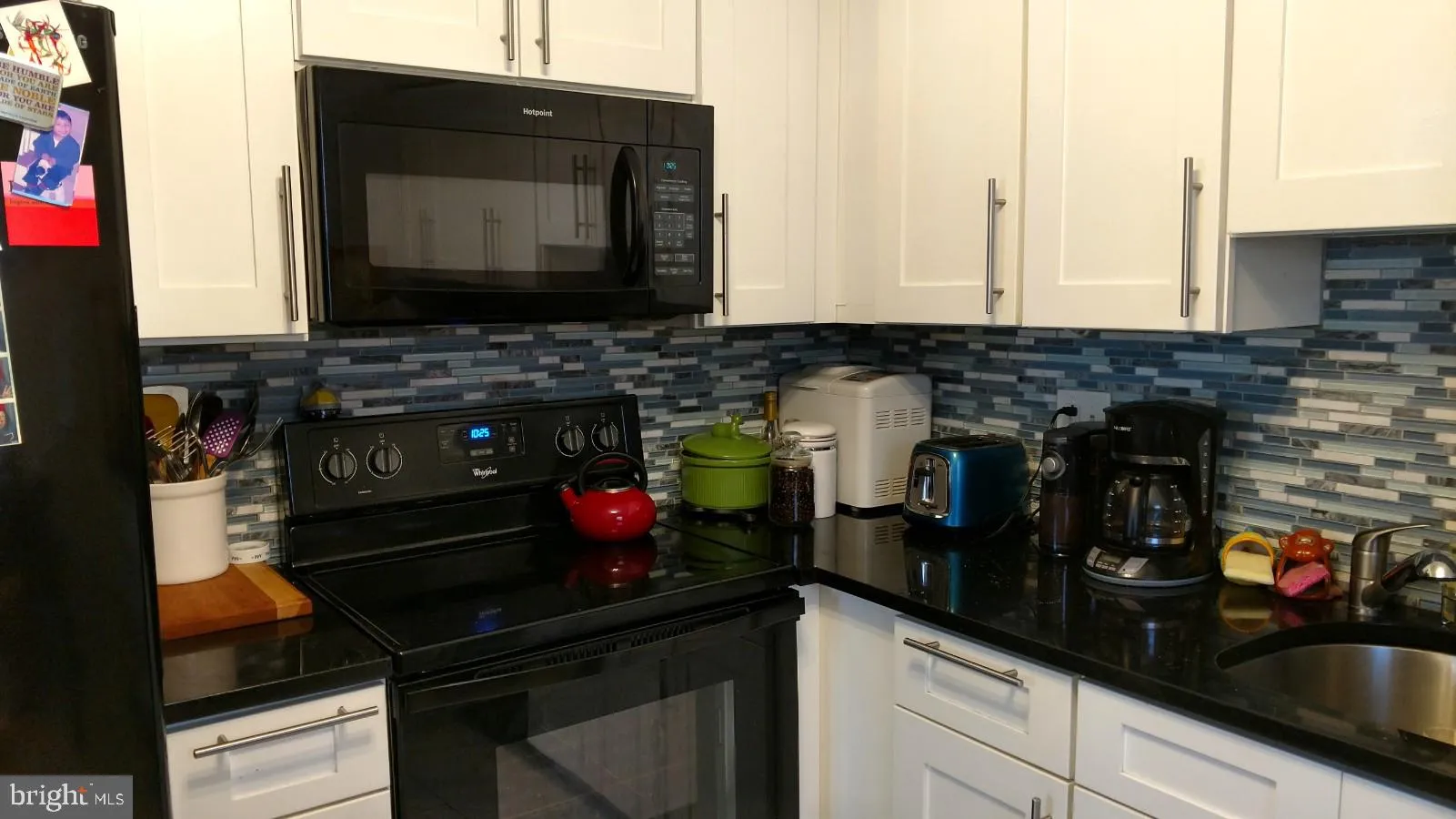 Philadelphia, Pennsylvania 19129, United States, 2 Bedrooms Bedrooms, ,2 BathroomsBathrooms,Residential,Pending,113446