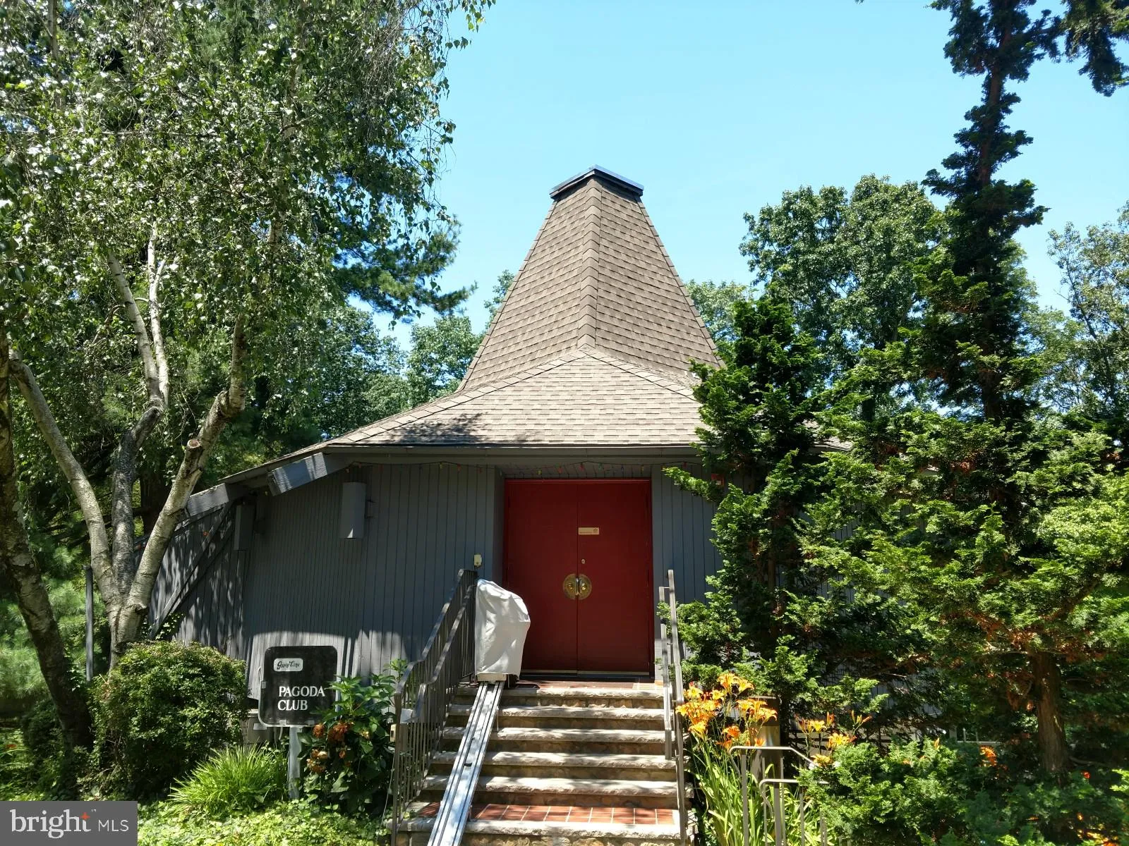 Philadelphia, Pennsylvania 19129, United States, 2 Bedrooms Bedrooms, ,2 BathroomsBathrooms,Residential,Pending,113446